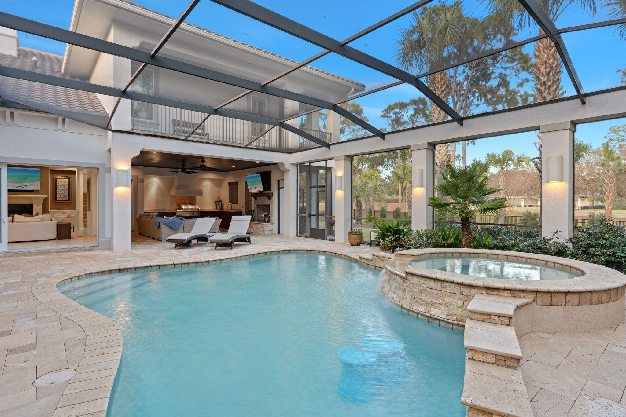 ISLAND GREEN - Residential