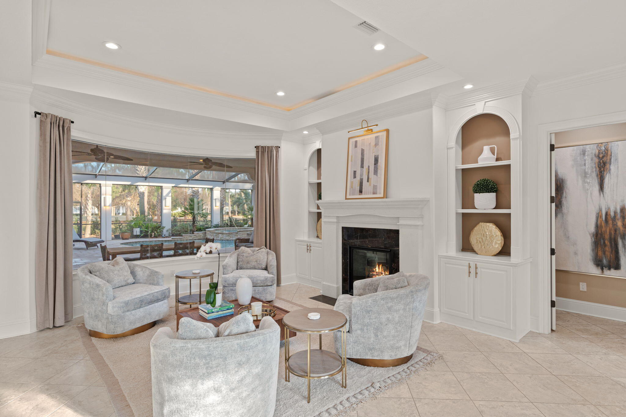 ISLAND GREEN - Residential