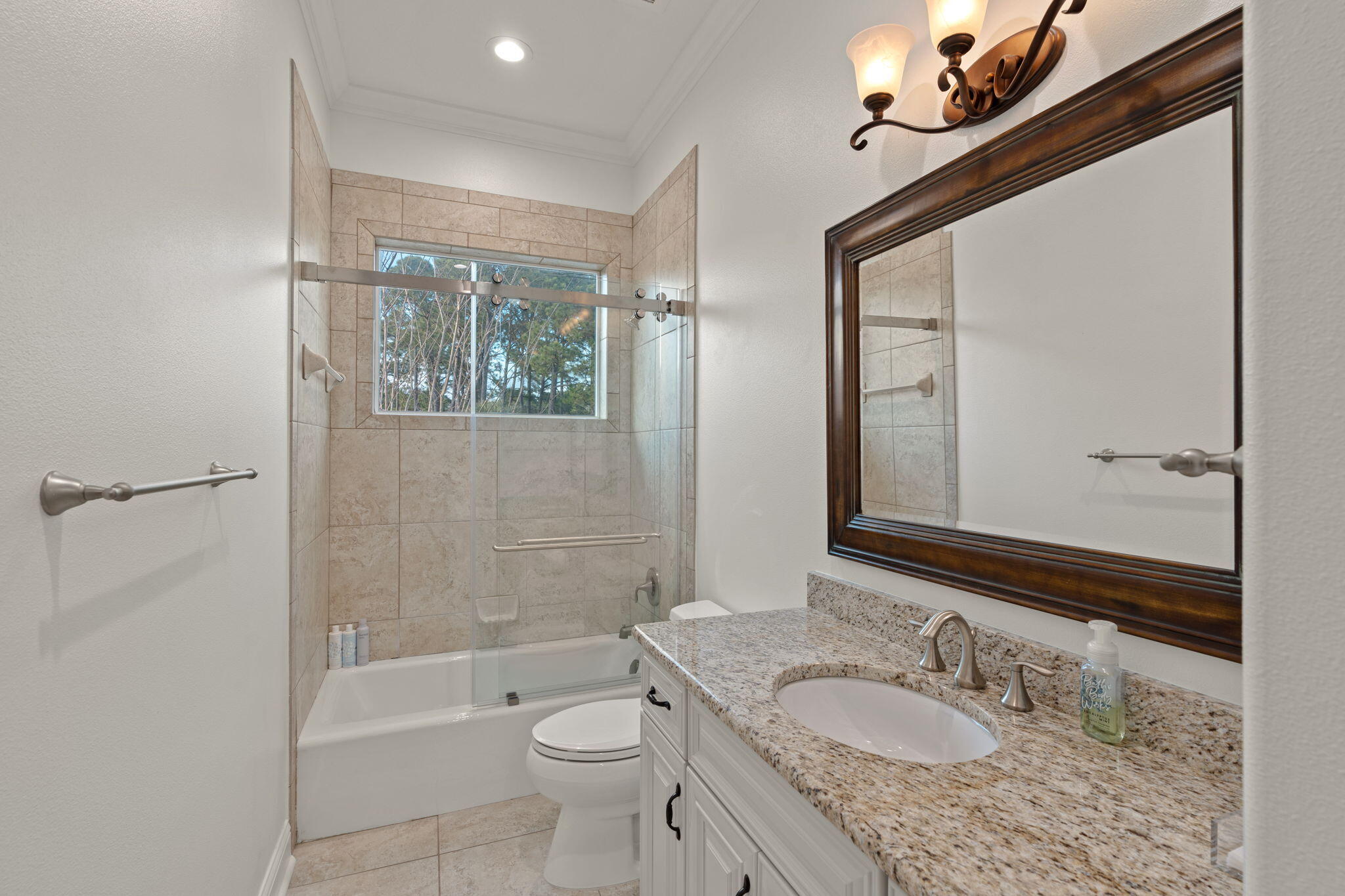 ISLAND GREEN - Residential