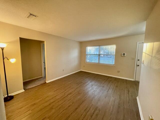 PORT DIXIE - Residential Lease