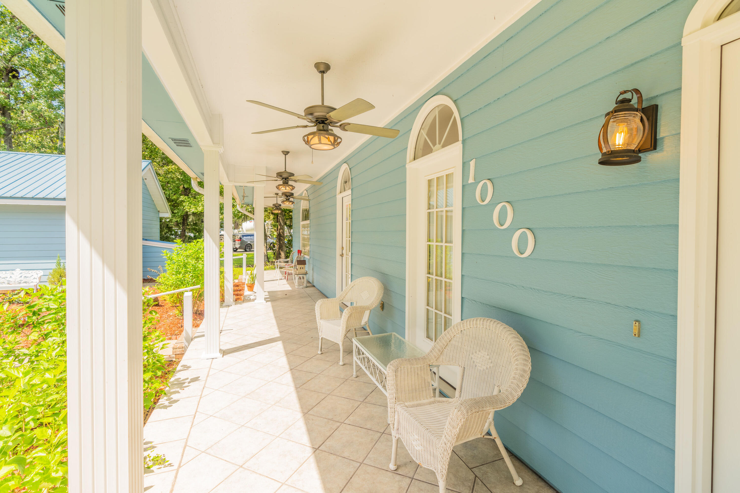 BAY GROVE - Residential