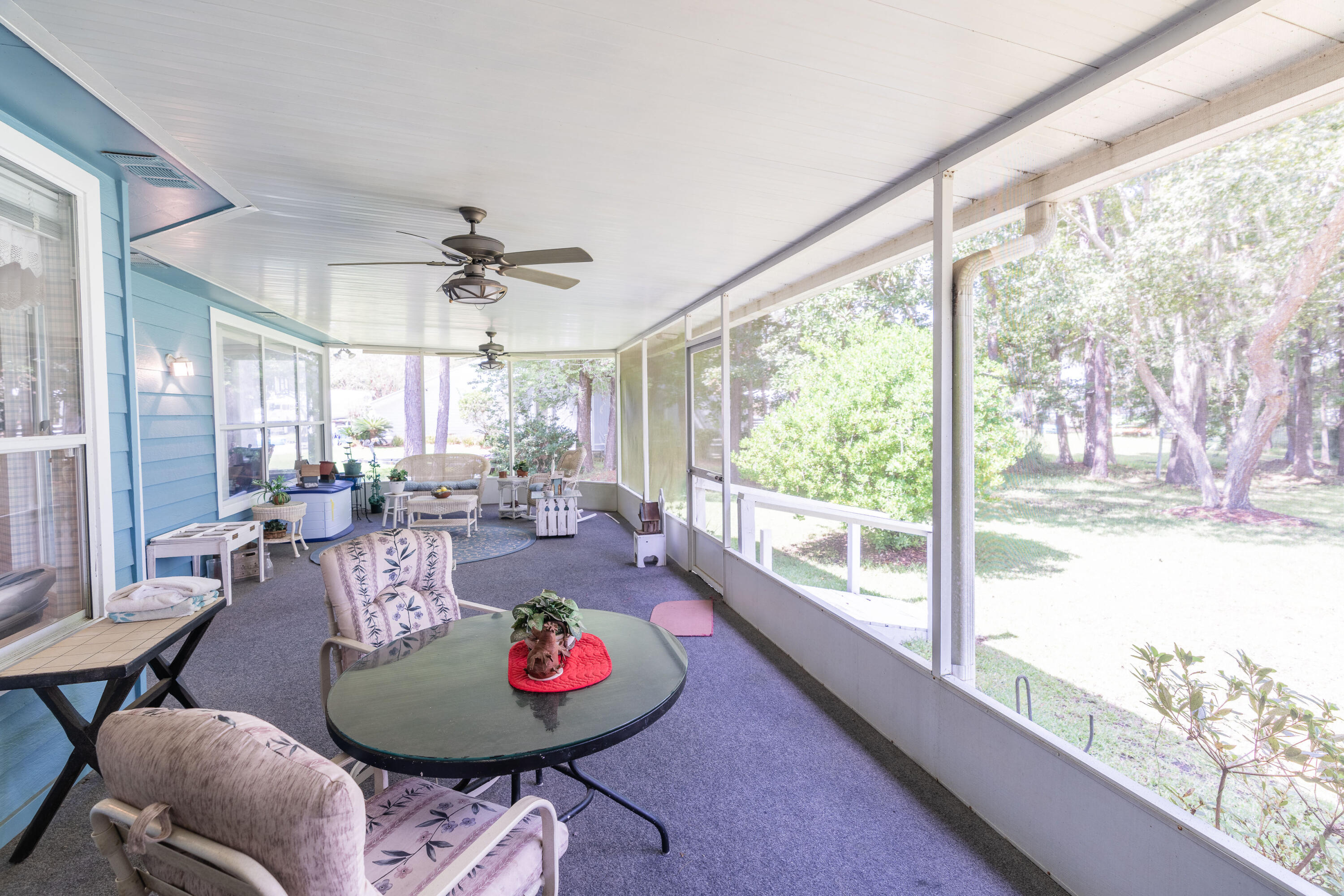 BAY GROVE - Residential