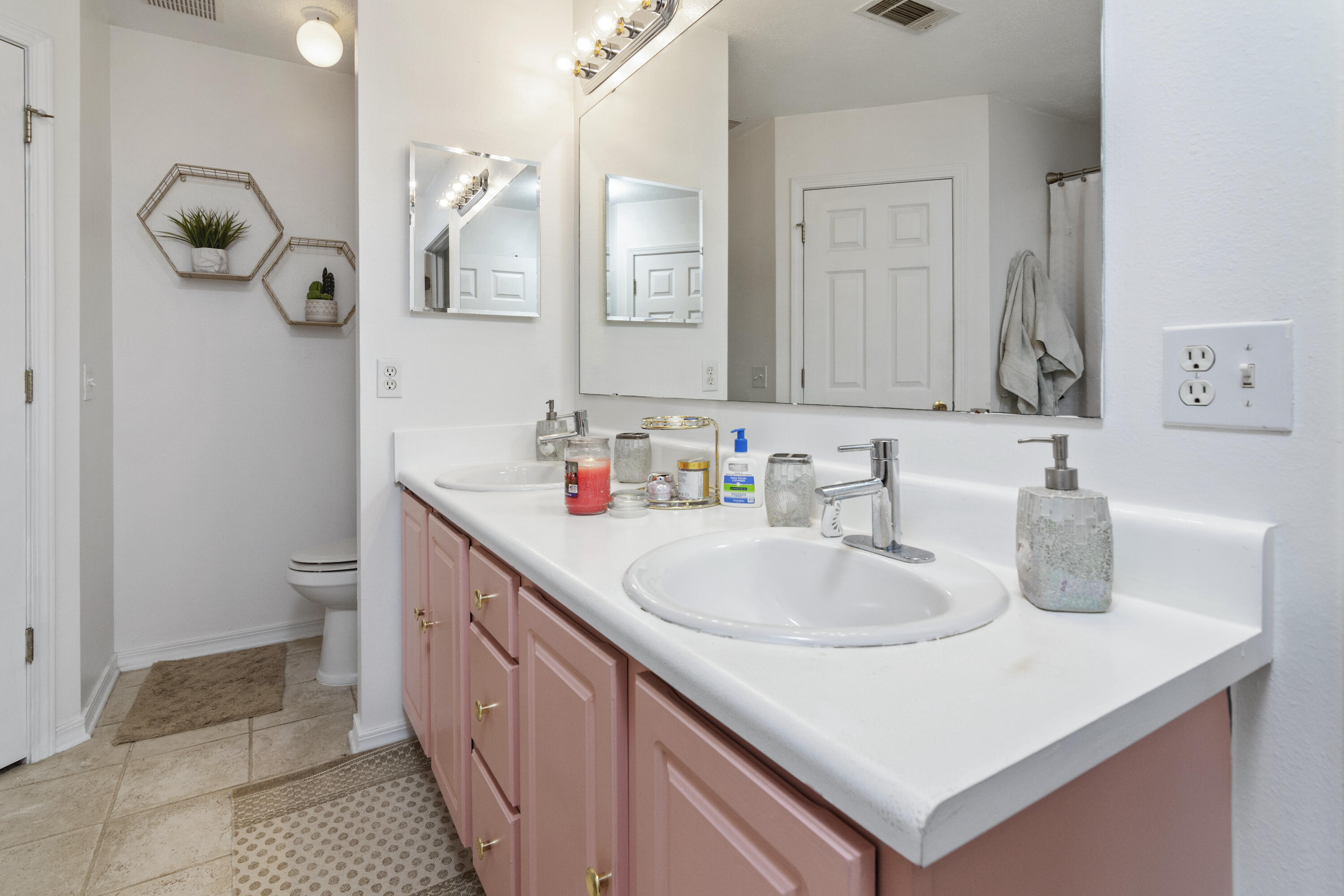 WESTVIEW ESTATES PH 2 - Residential