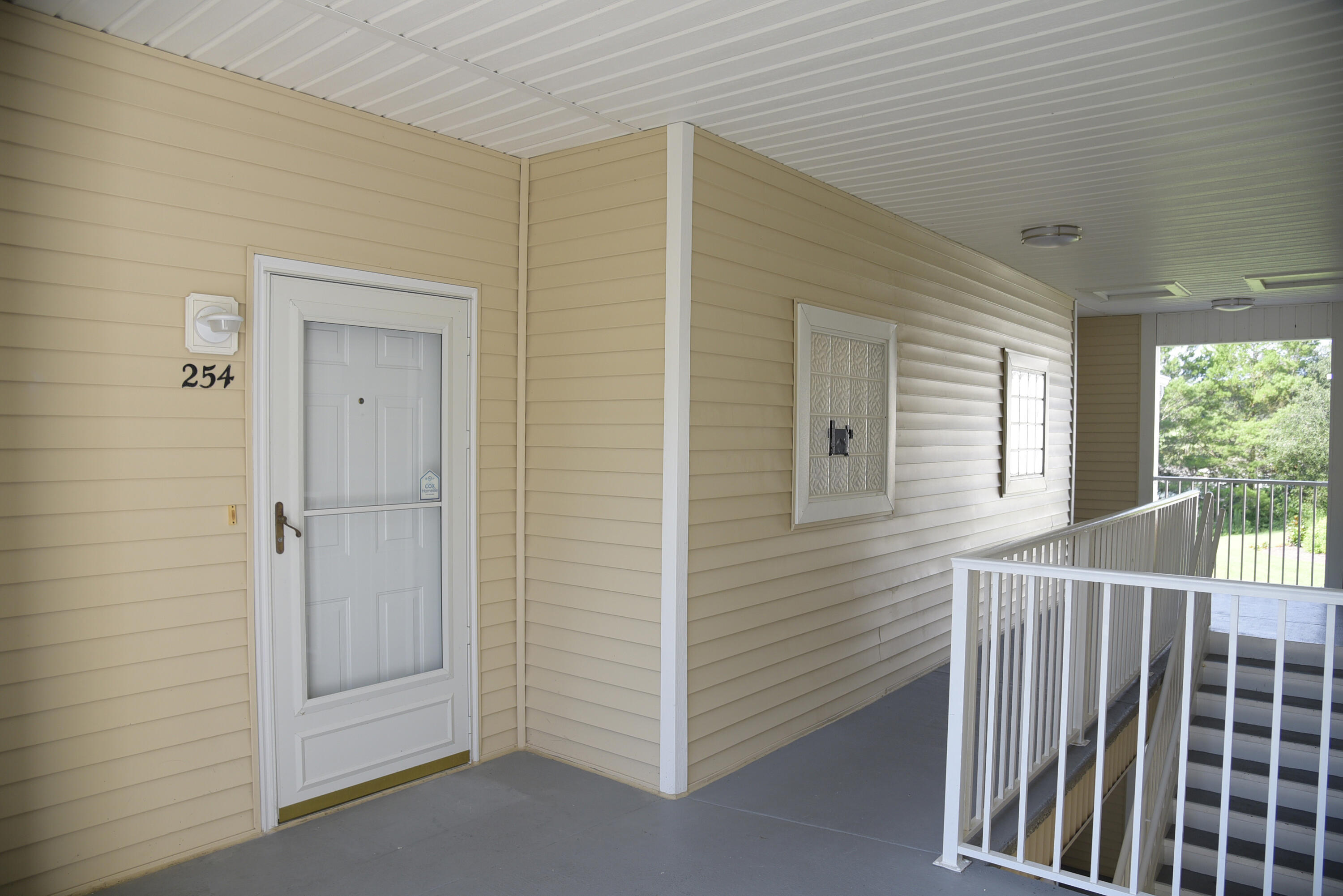 THE OAKS AT NICEVILLE PH II - Residential Lease