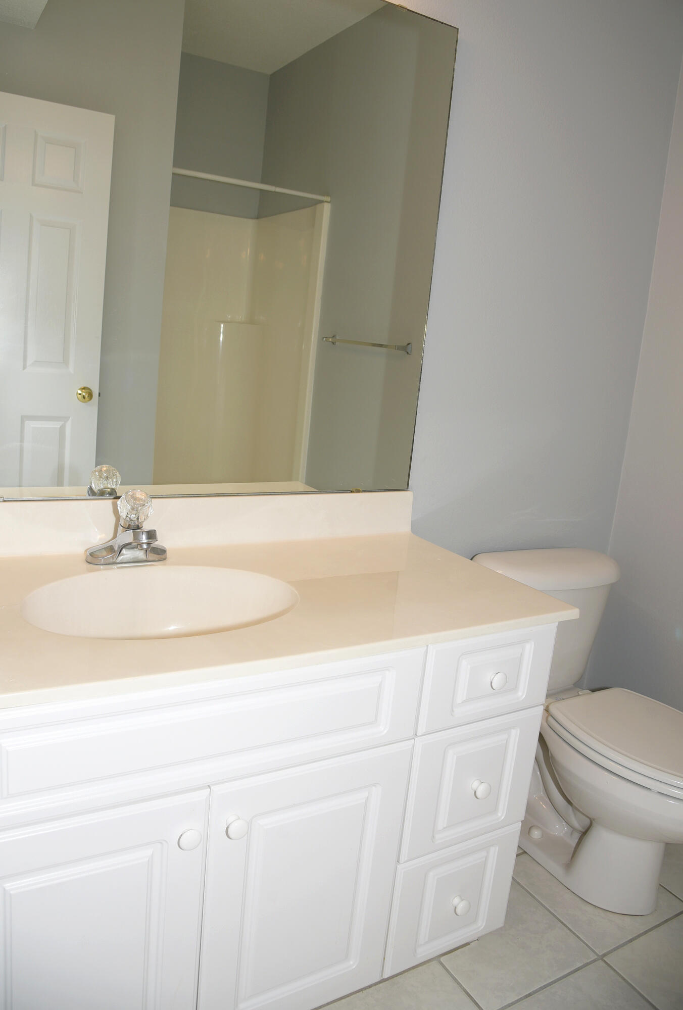 THE OAKS AT NICEVILLE PH II - Residential Lease