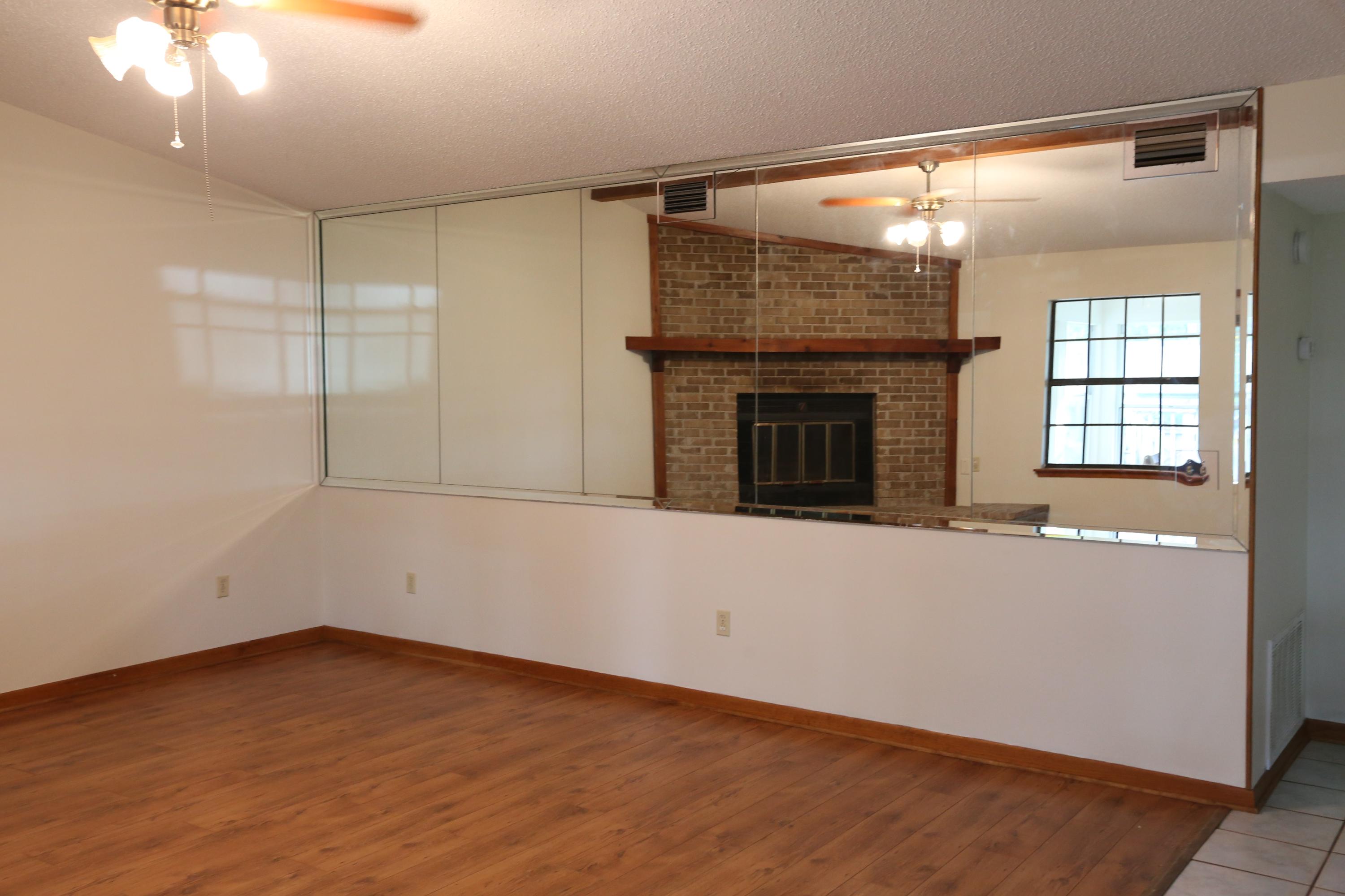 WYNNEHAVEN BEACH ESTATES - Residential