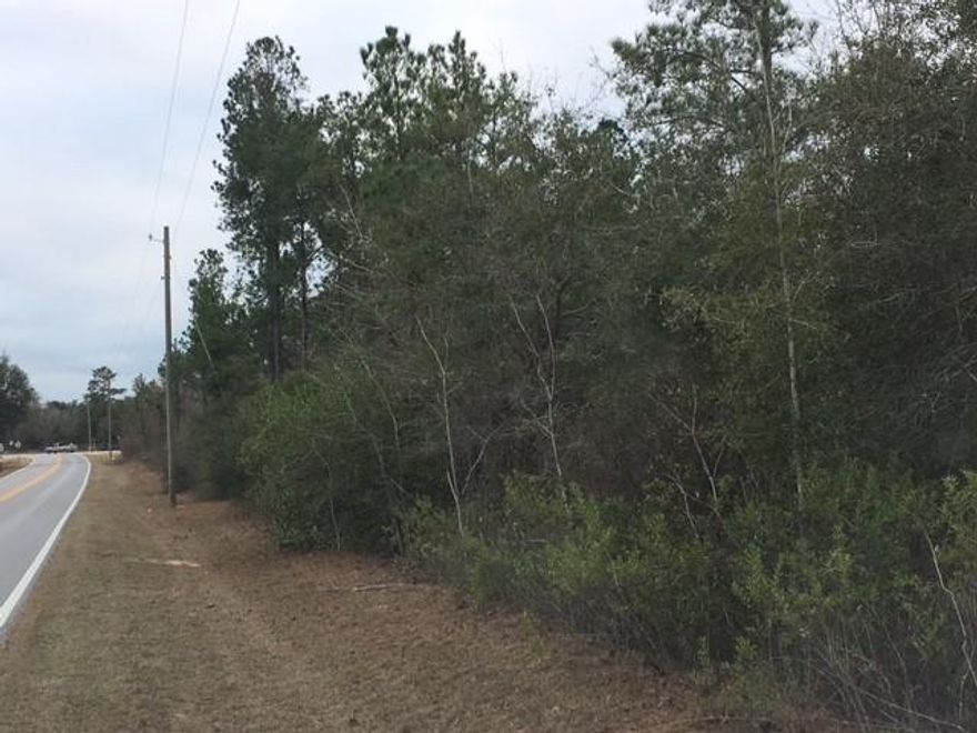 Homesite located in quiet, rural setting.Vernon Elementary, Vernon Middle, Vernon High school district.