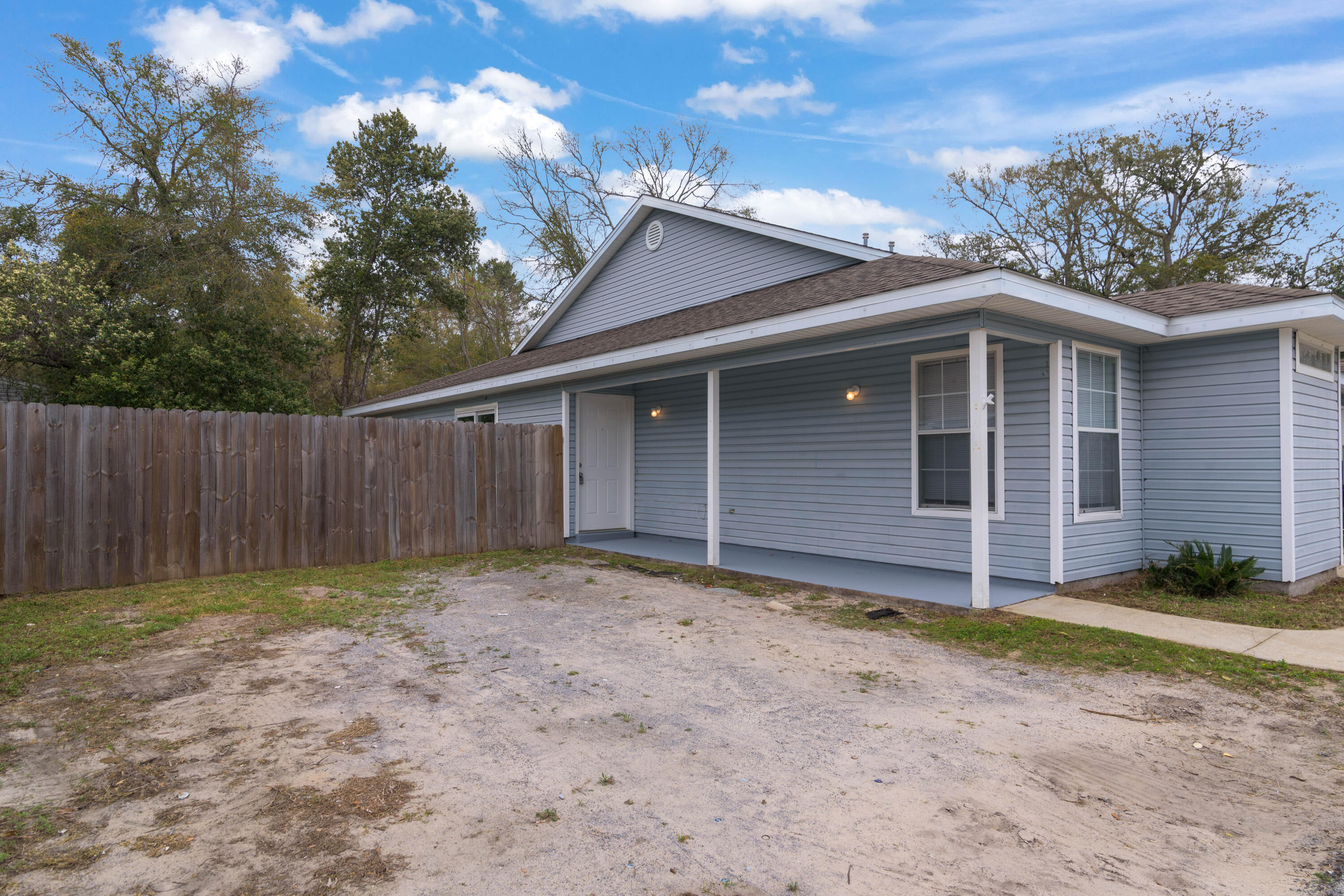 MICHAEL GLENN ESTATES - Residential