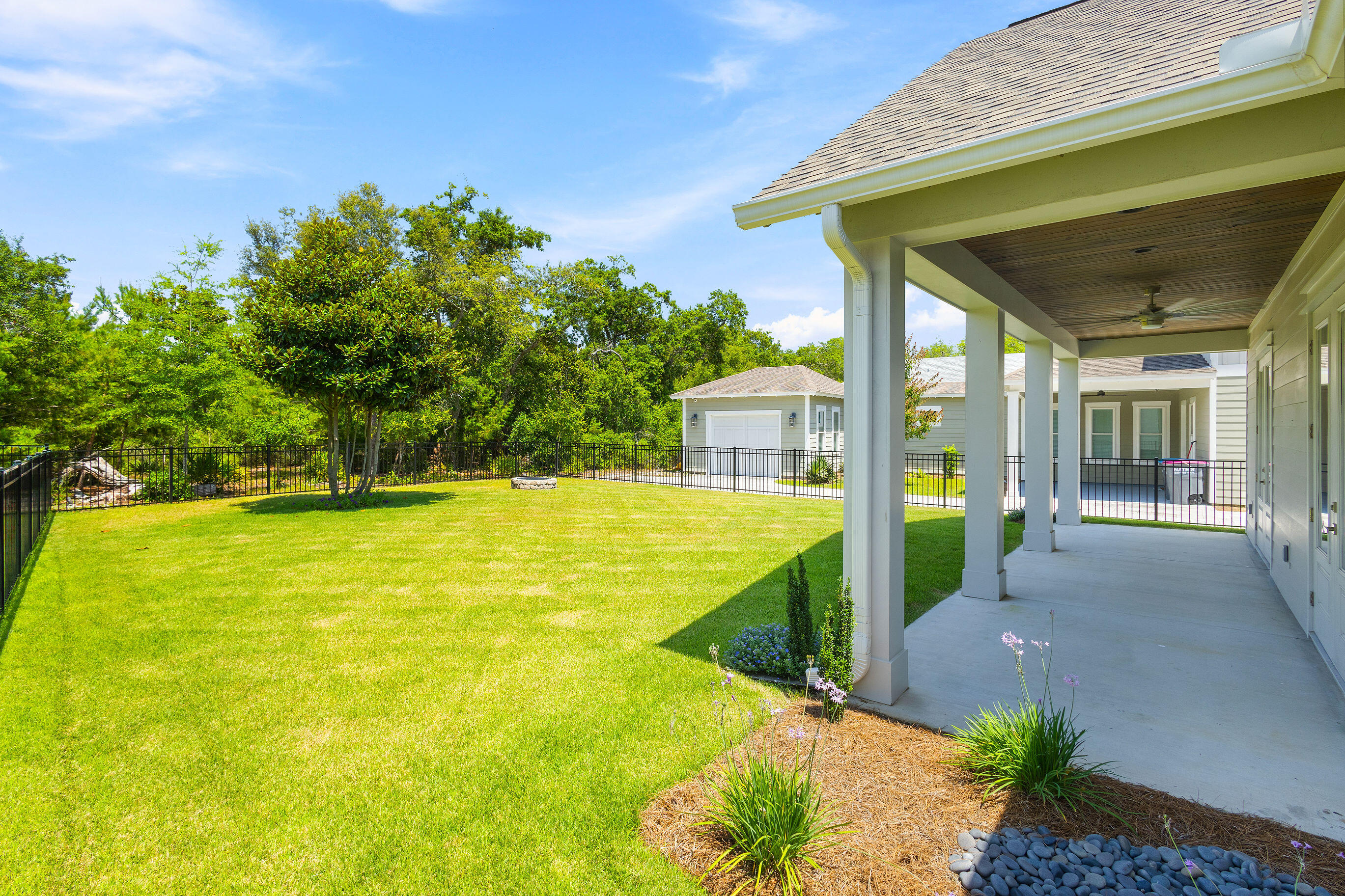 SANCTUARY BEACH - Residential
