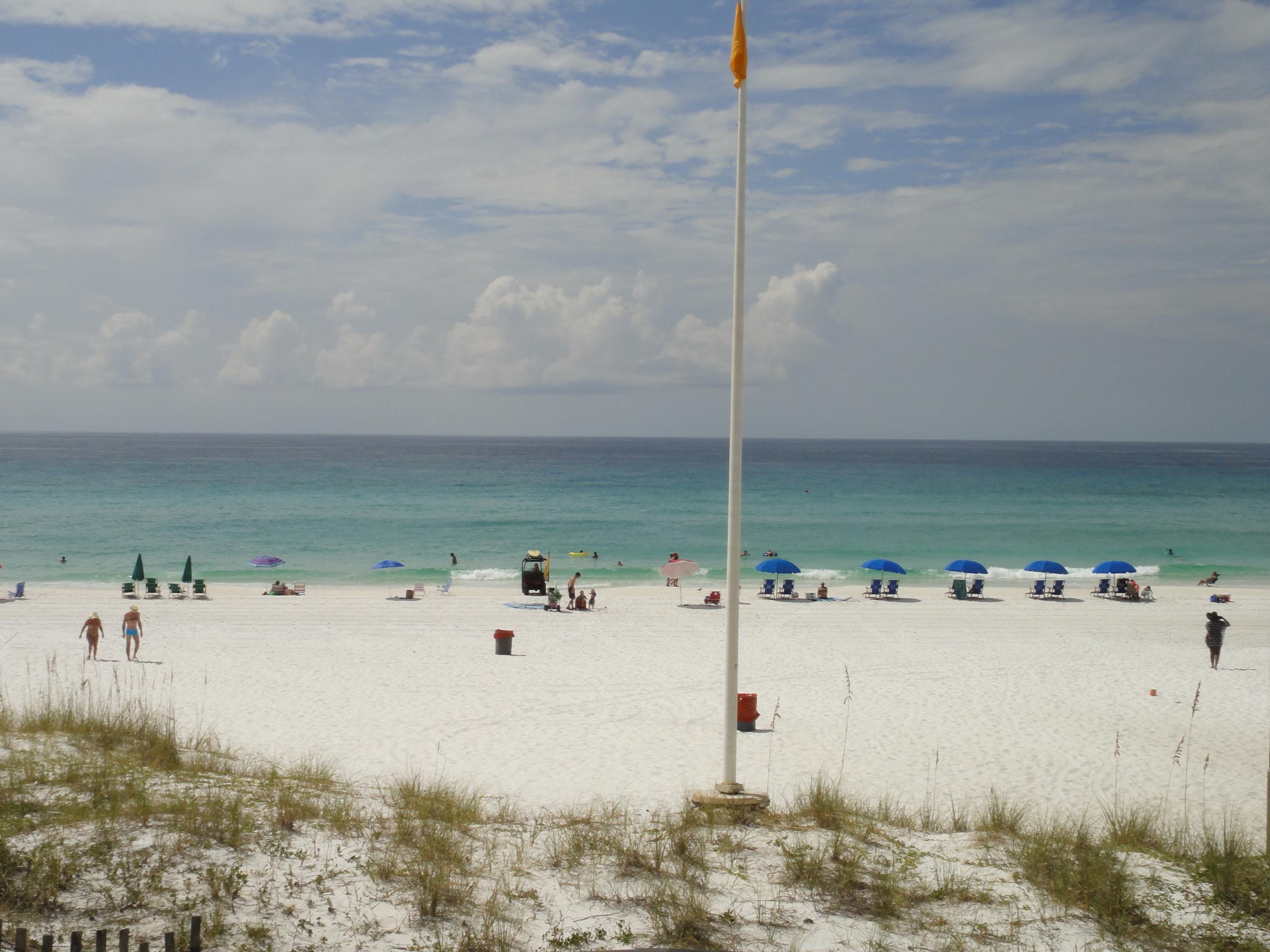 VILLAGES OF CRYSTAL BEACH - Residential