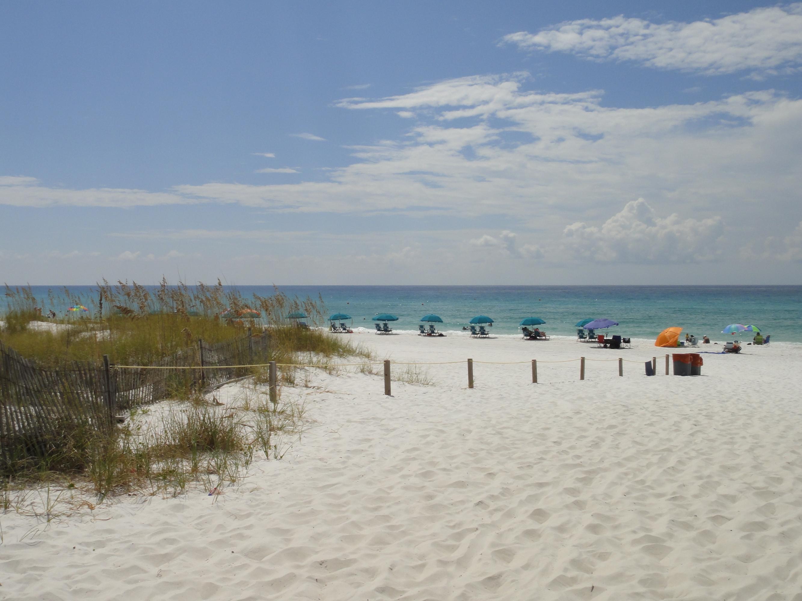 VILLAGES OF CRYSTAL BEACH - Residential