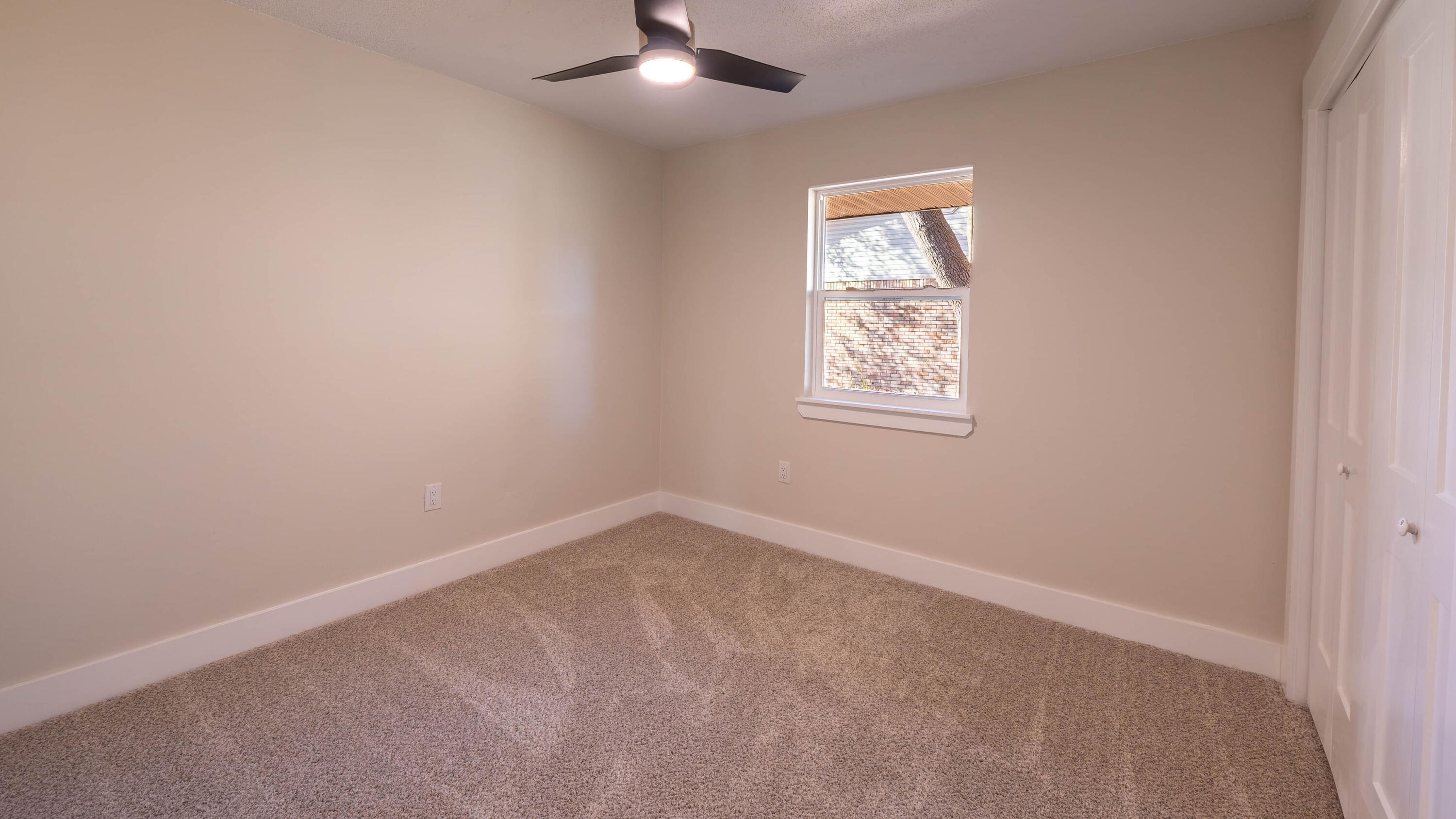 KENWOOD S/D 3RD ADDN - Residential