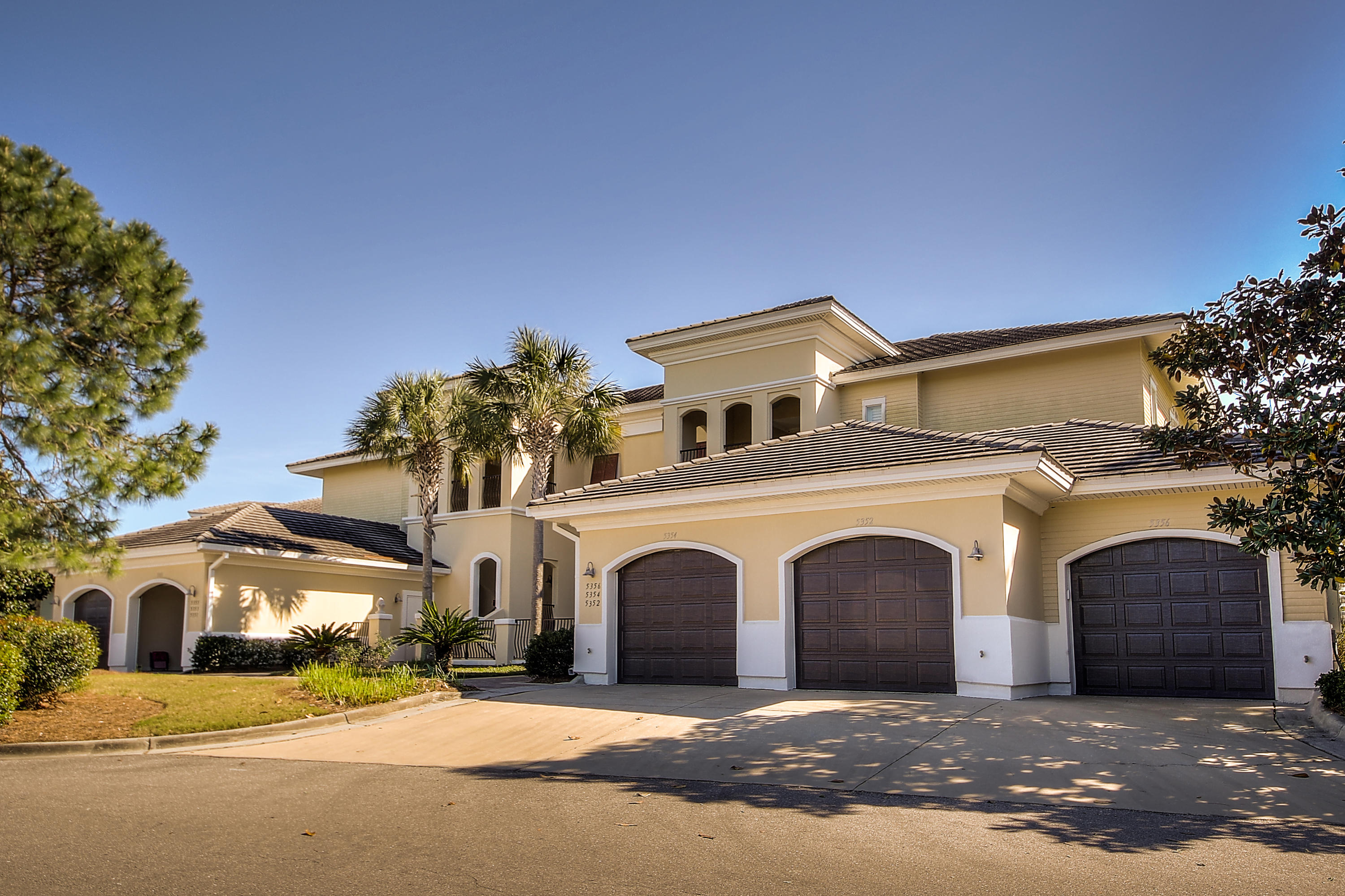 PINE RIDGE - Residential