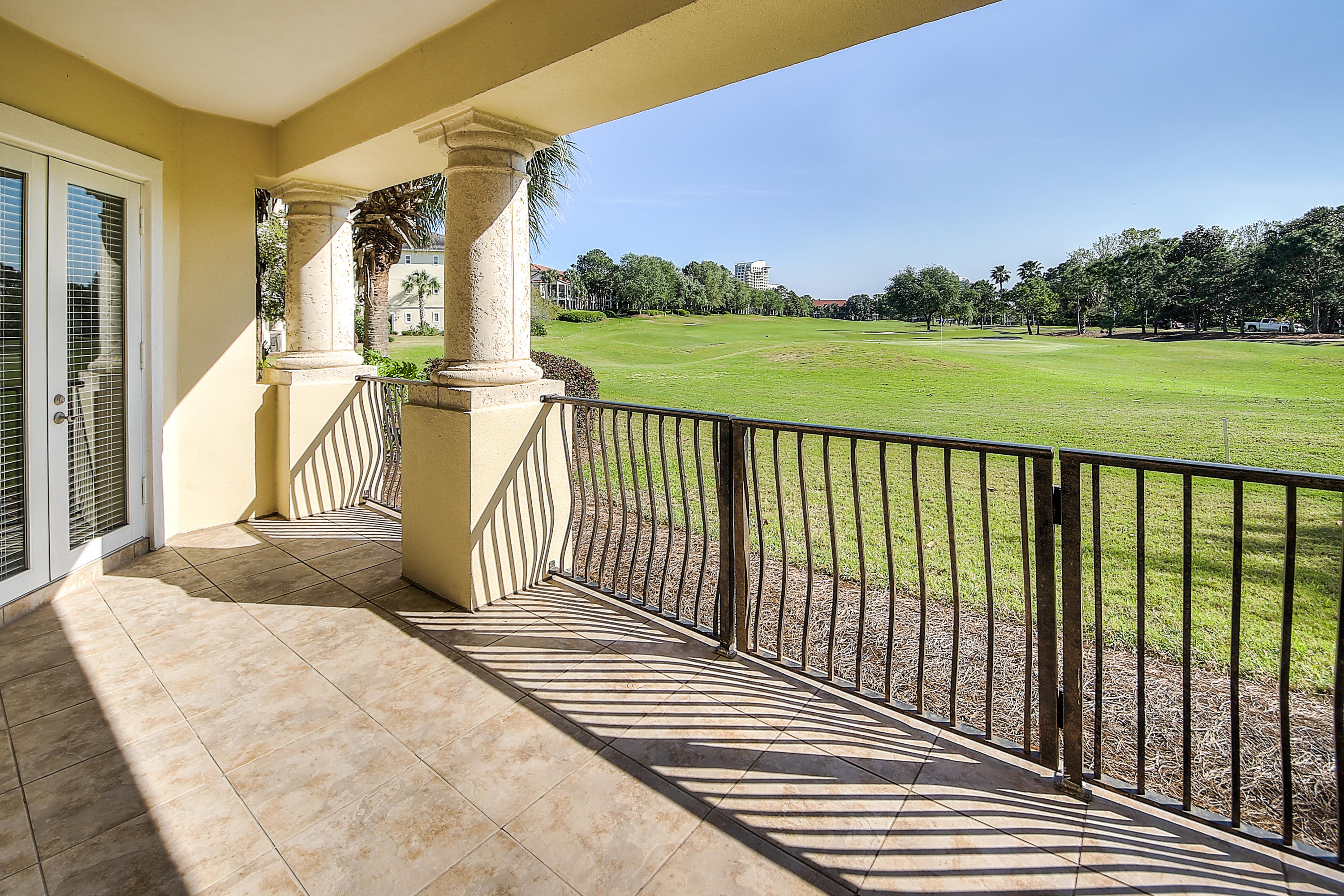 PINE RIDGE - Residential