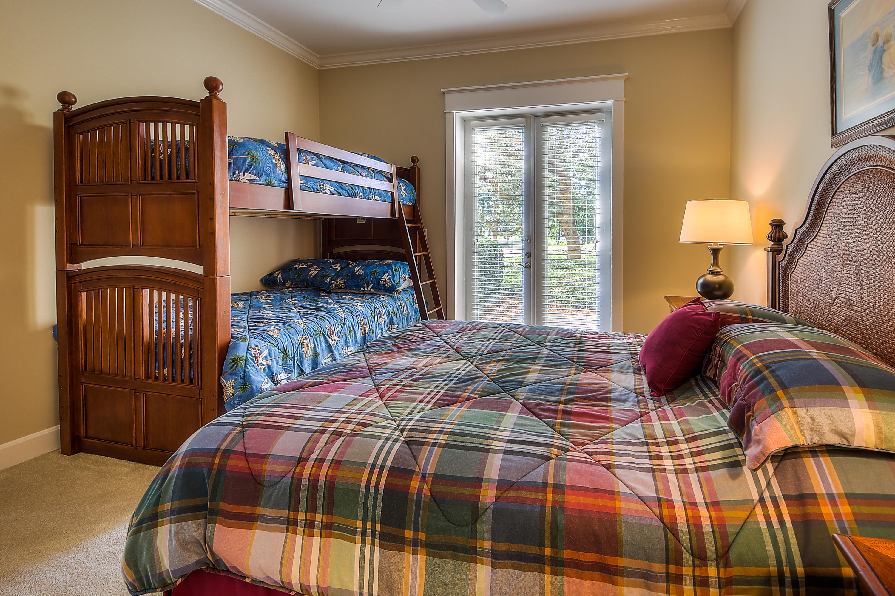 PINE RIDGE - Residential