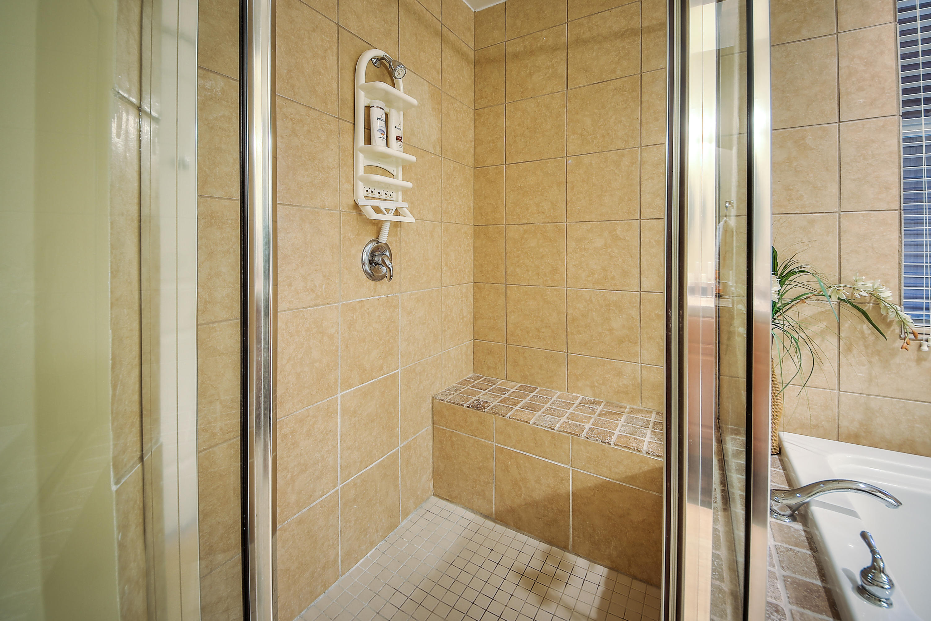 PINE RIDGE - Residential