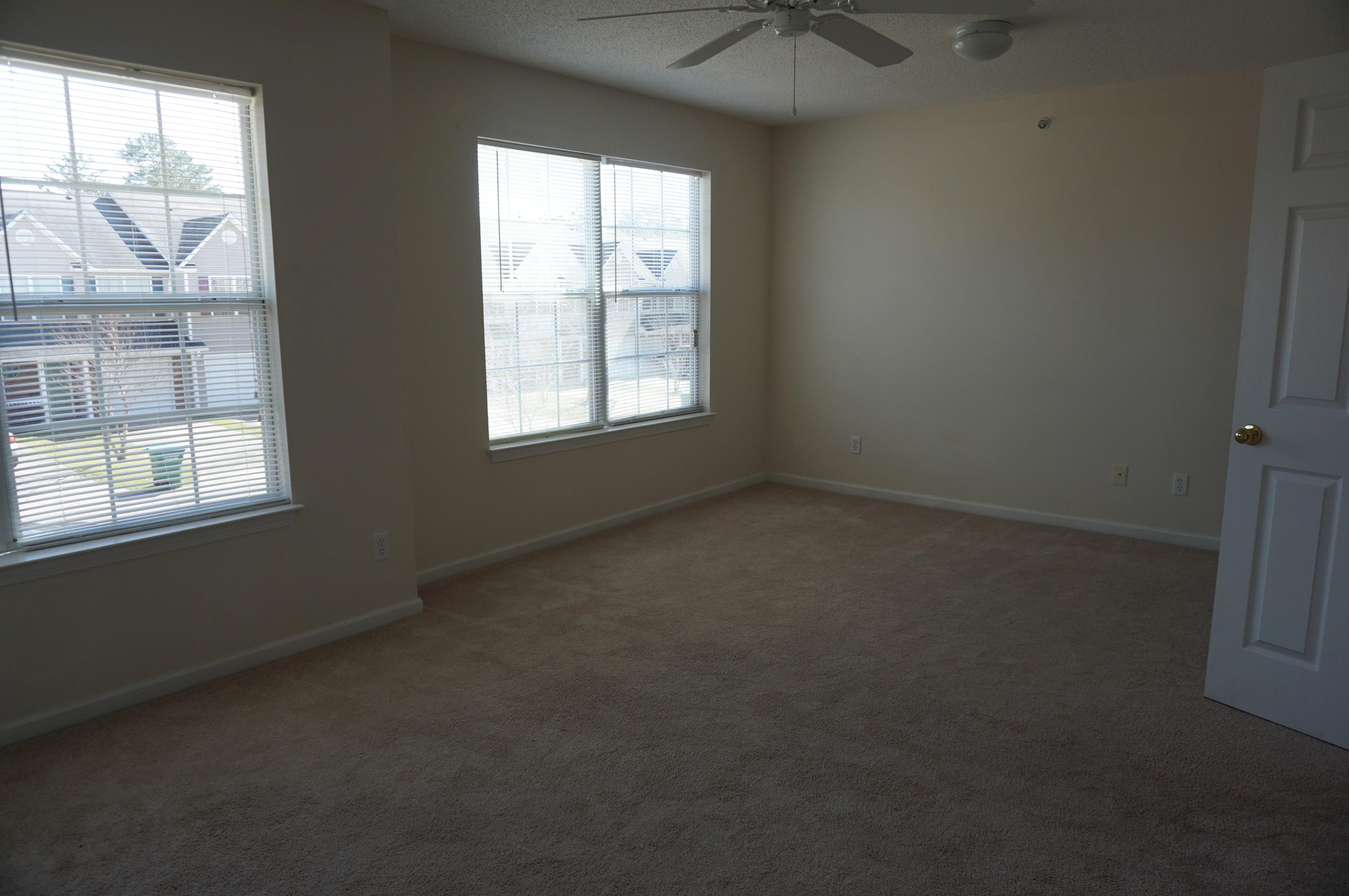 ROLLING PINES T/H LOT 80 BLK C - Residential Lease