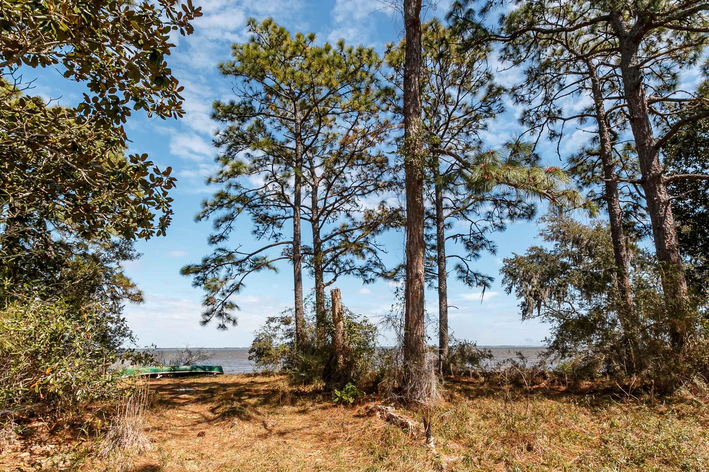 PARADISE POINTE SUBDIVISION - Land