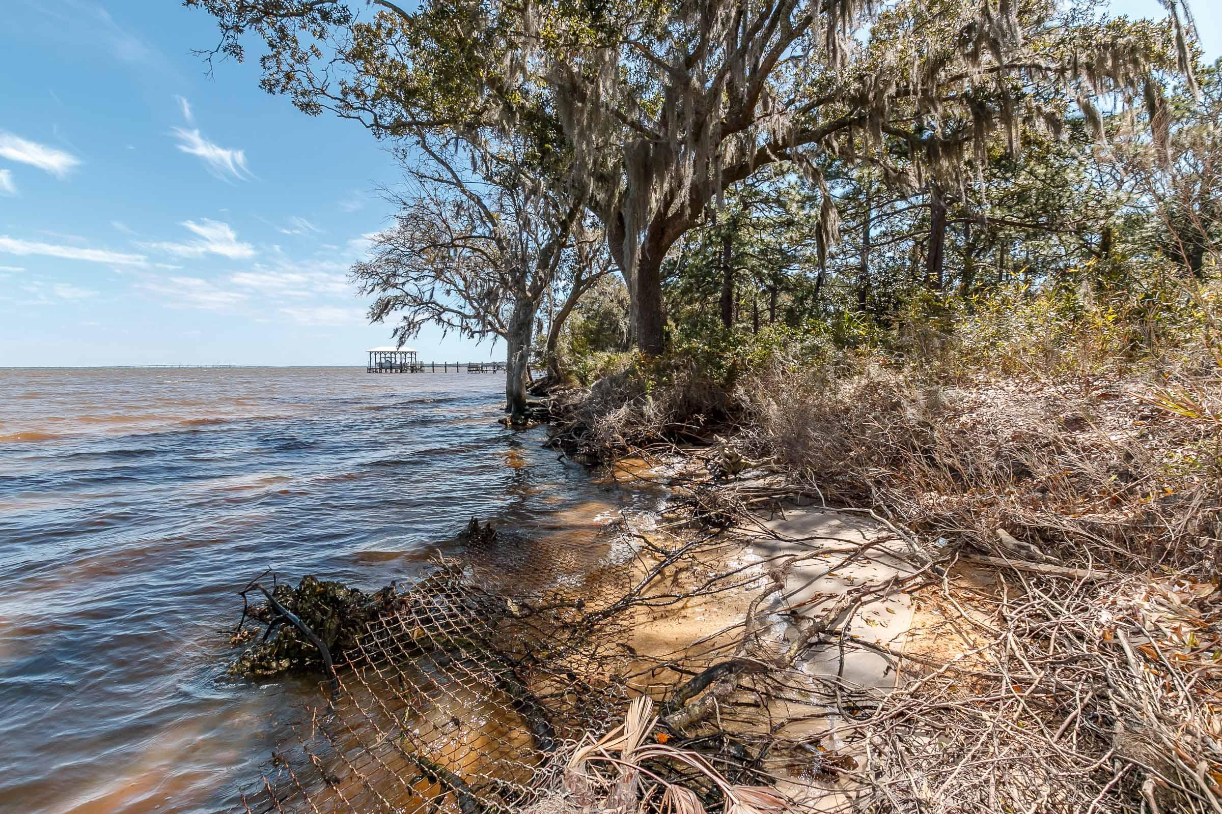 PARADISE POINTE SUBDIVISION - Land