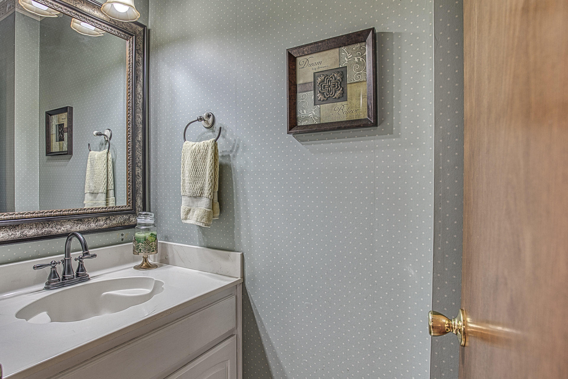 EDGEWATER VILLAGE - Residential