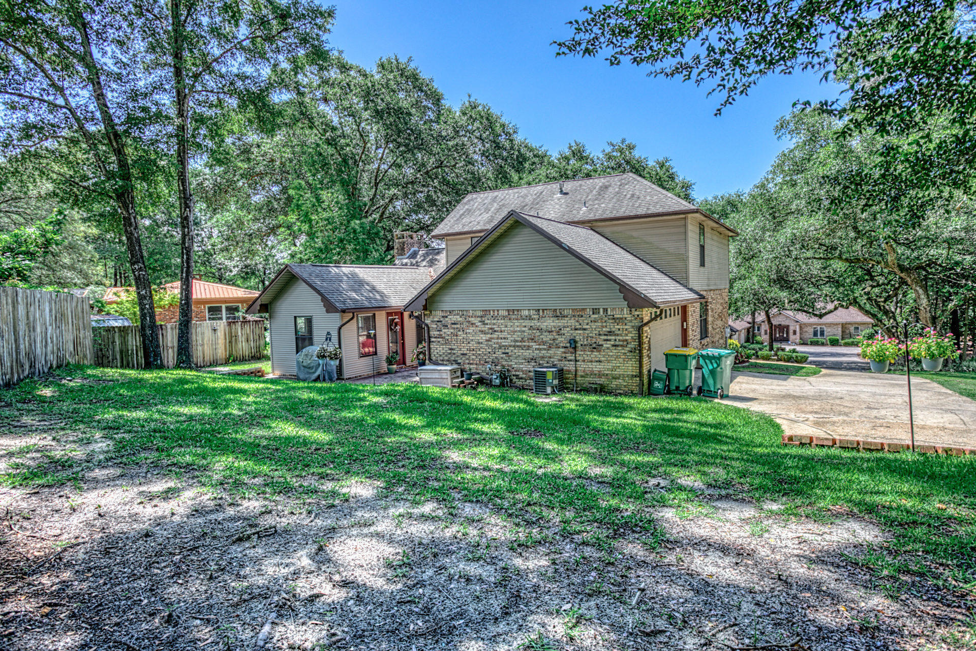 EDGEWATER VILLAGE - Residential