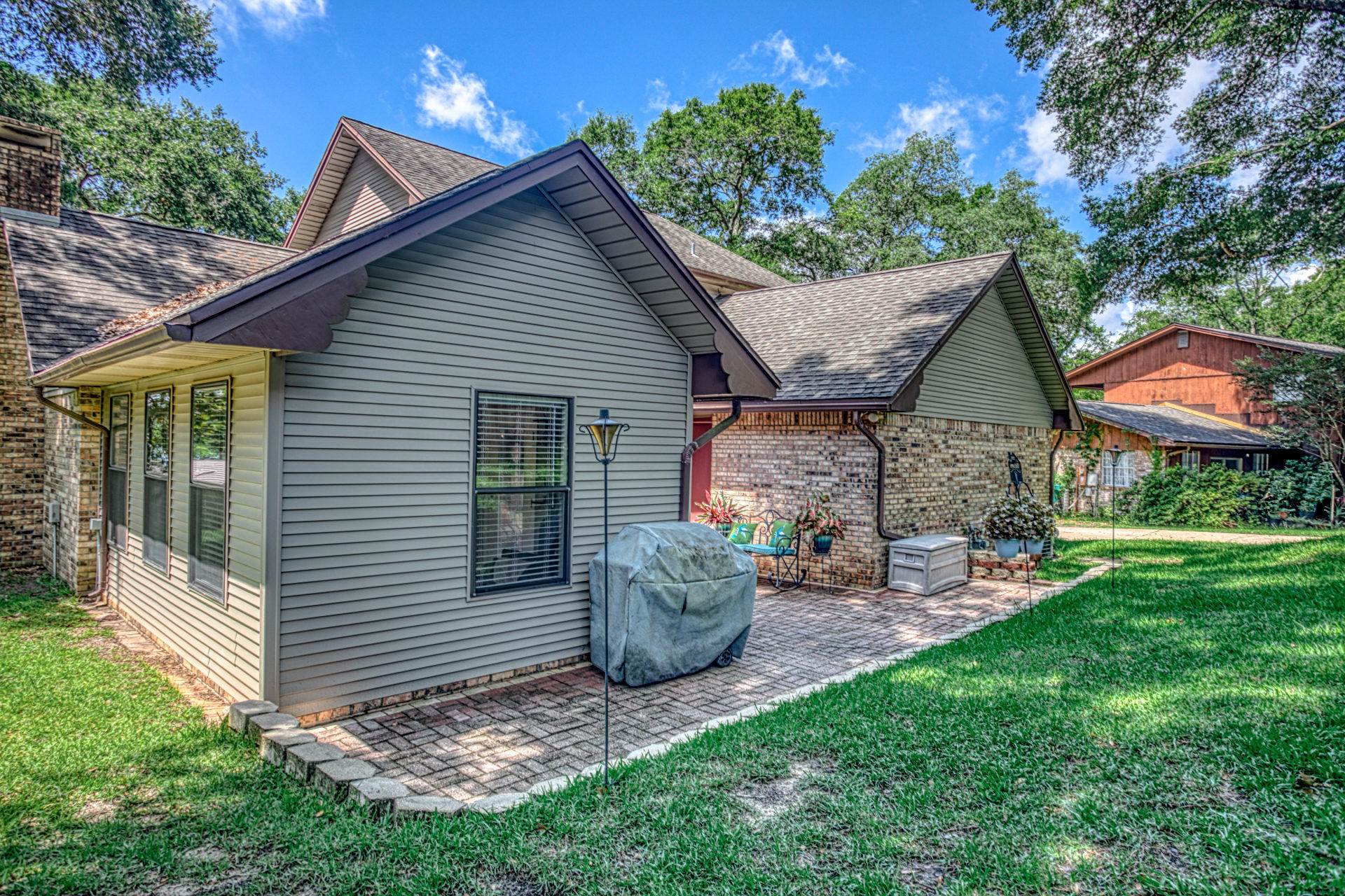 EDGEWATER VILLAGE - Residential