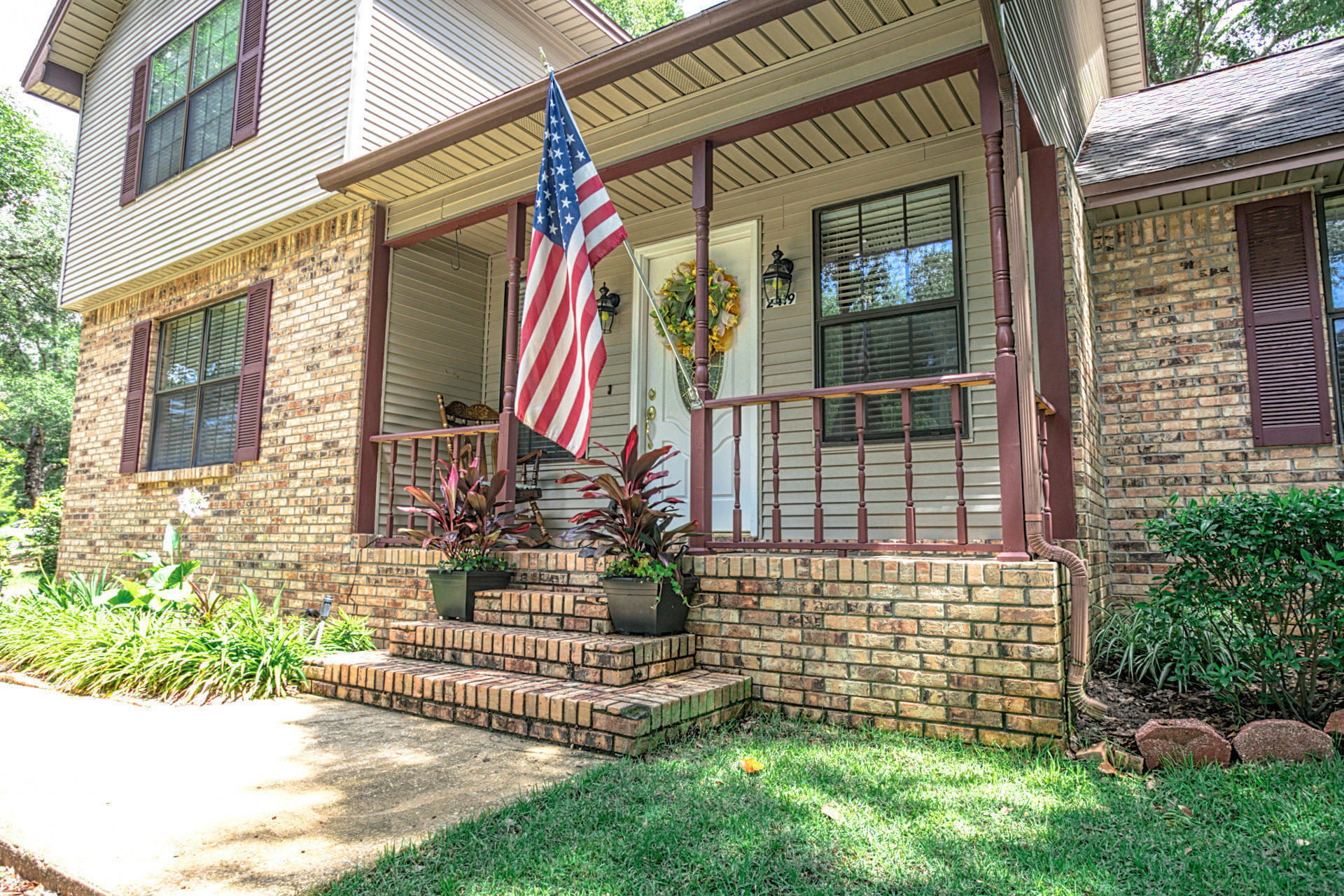 EDGEWATER VILLAGE - Residential