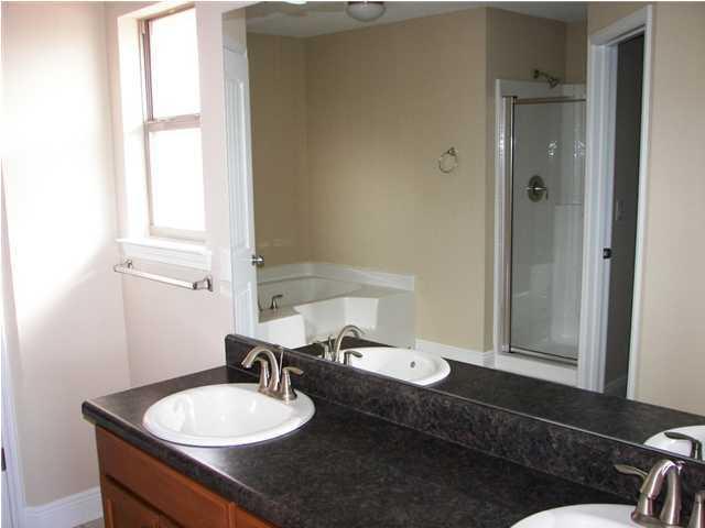 BAY PINES - Residential