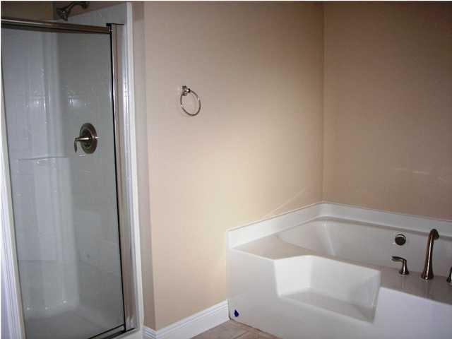 BAY PINES - Residential