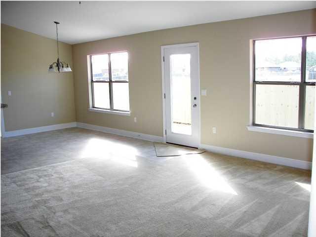 BAY PINES - Residential