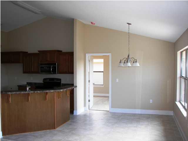 BAY PINES - Residential