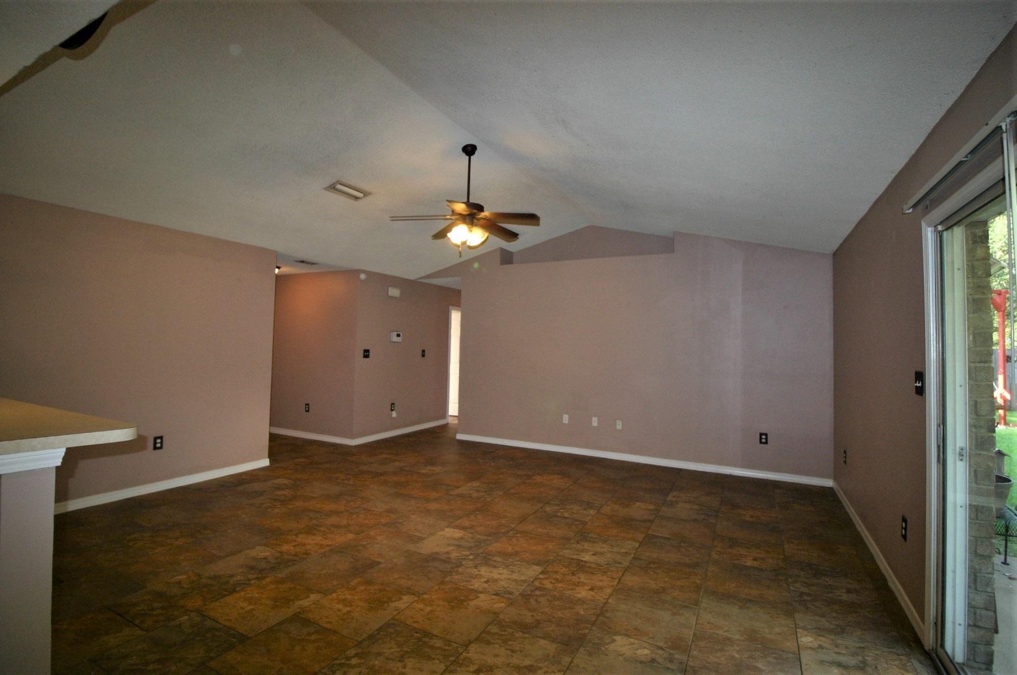 BROOKE ESTATES PH II - Residential Lease