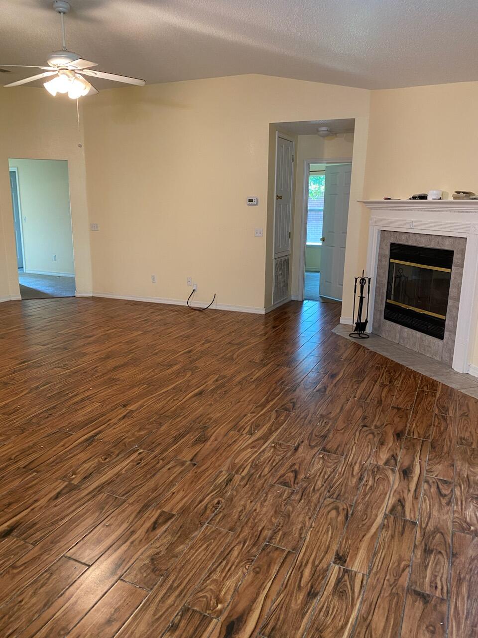 NORTHVIEW ESTATES 5TH ADDN - Residential Lease