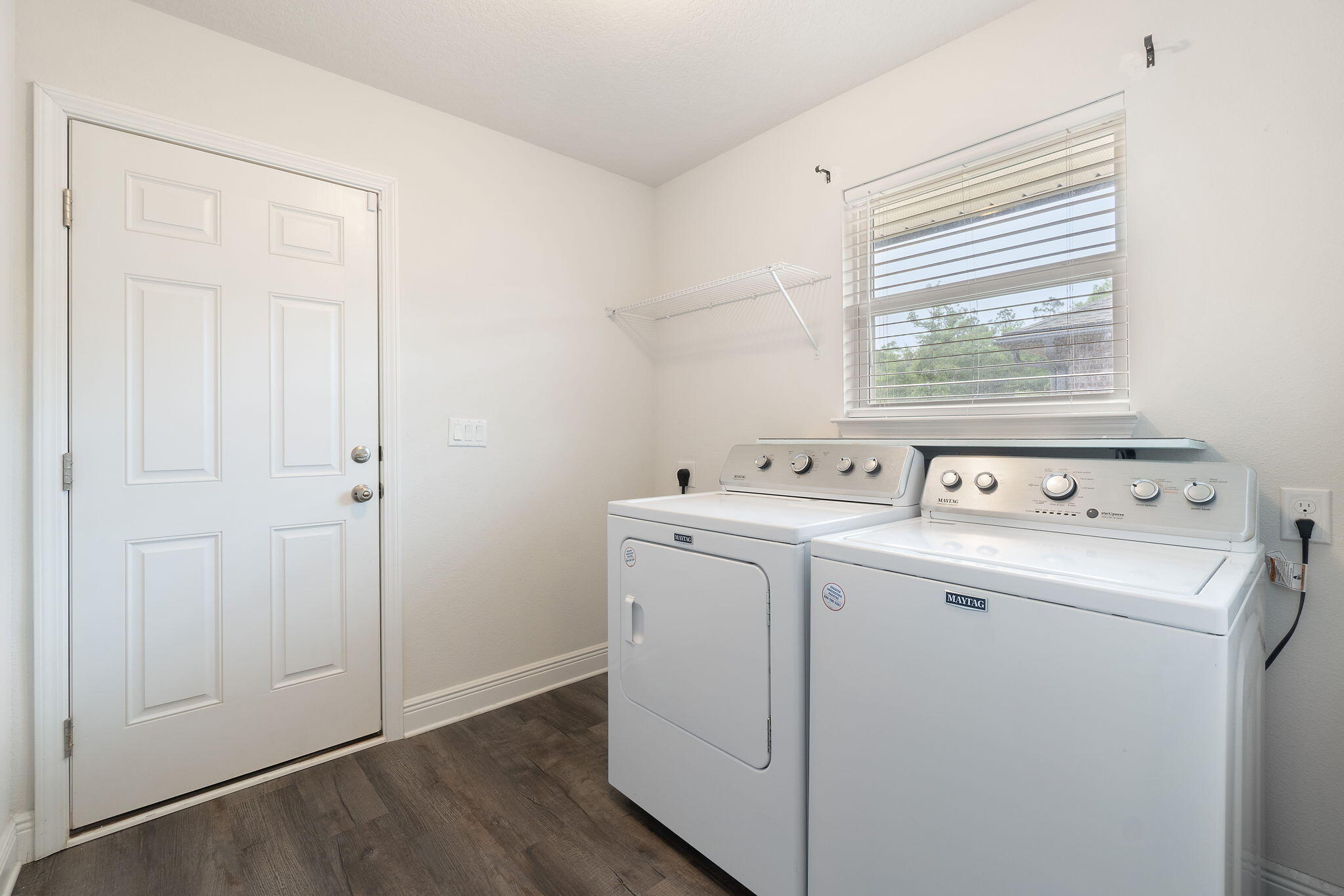 HAMILTON CROSSING - Residential