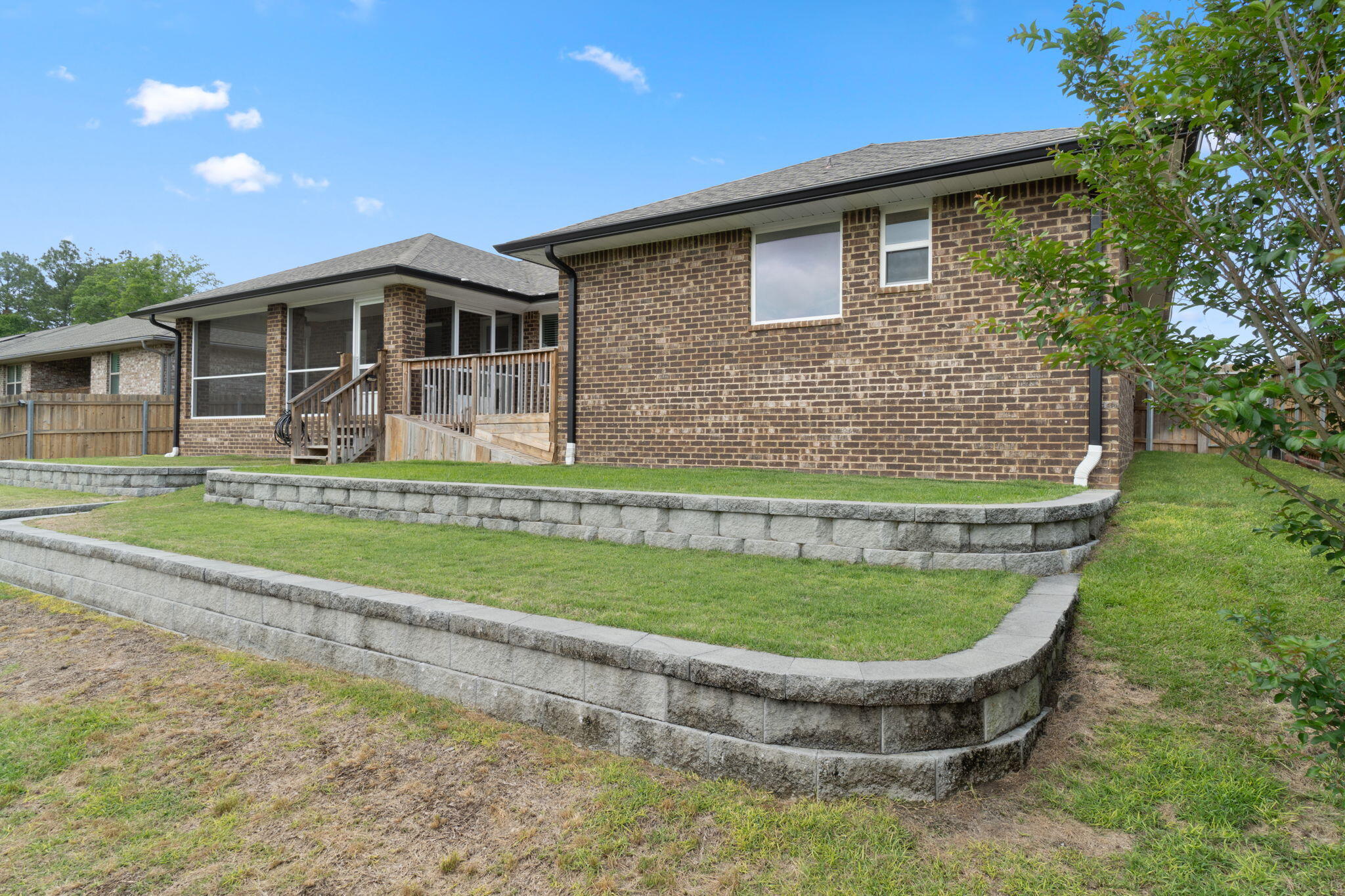 HAMILTON CROSSING - Residential