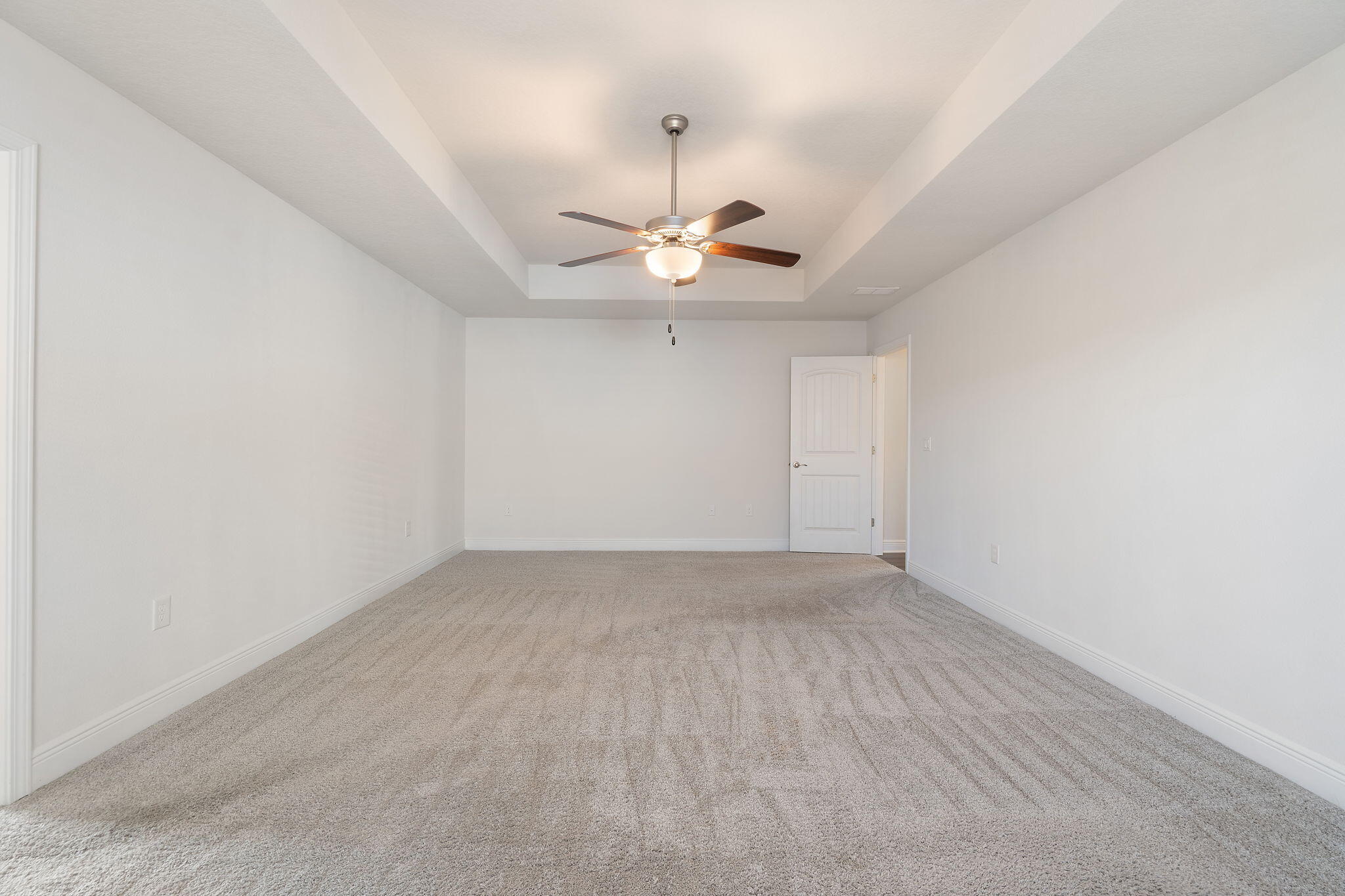 HAMILTON CROSSING - Residential