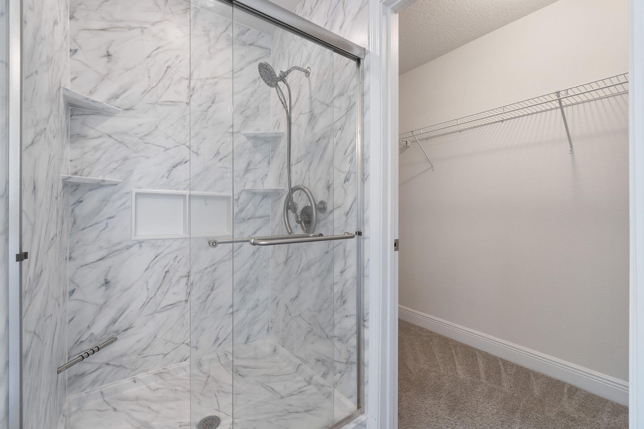 HAMILTON CROSSING - Residential