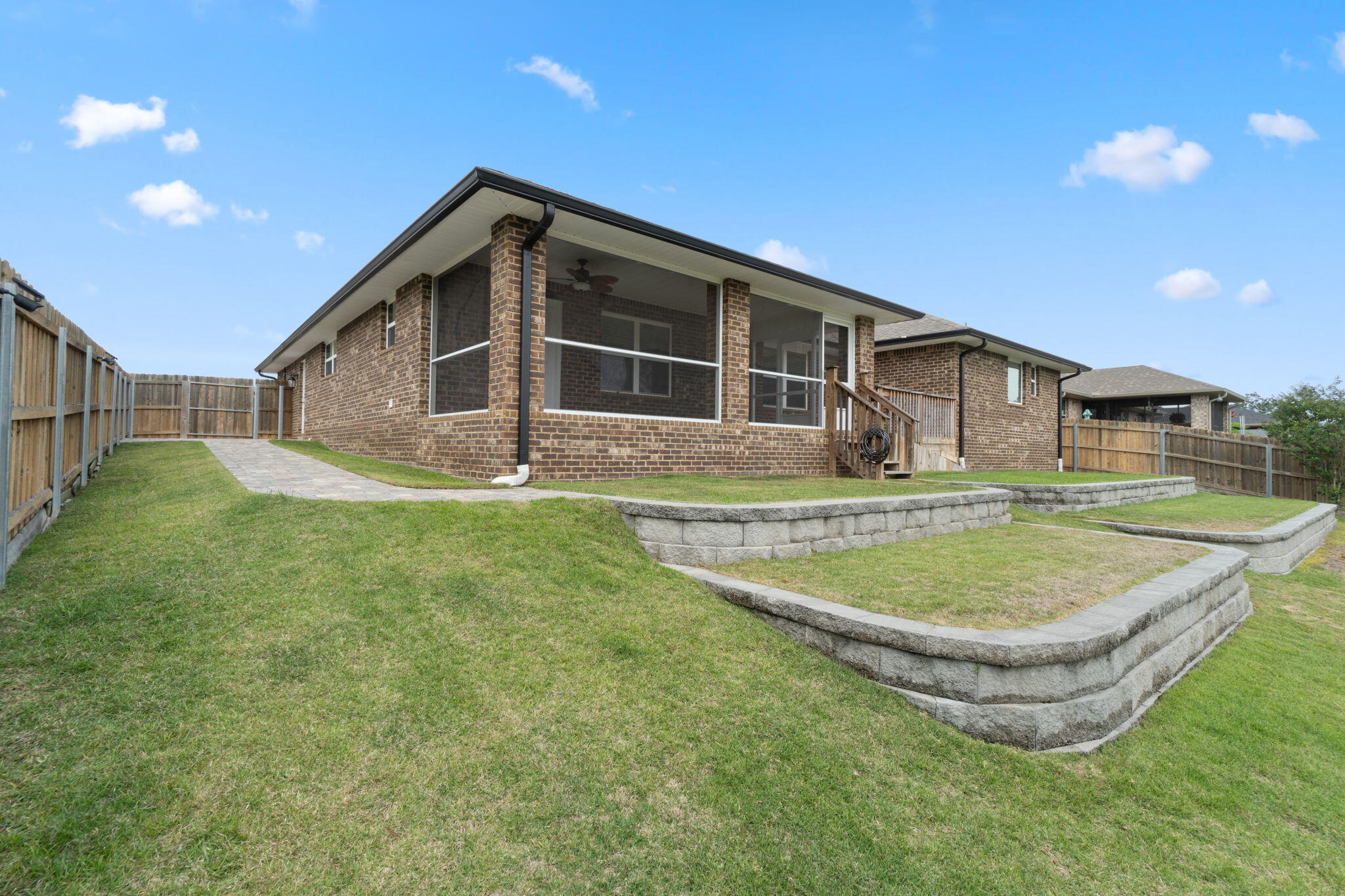 HAMILTON CROSSING - Residential