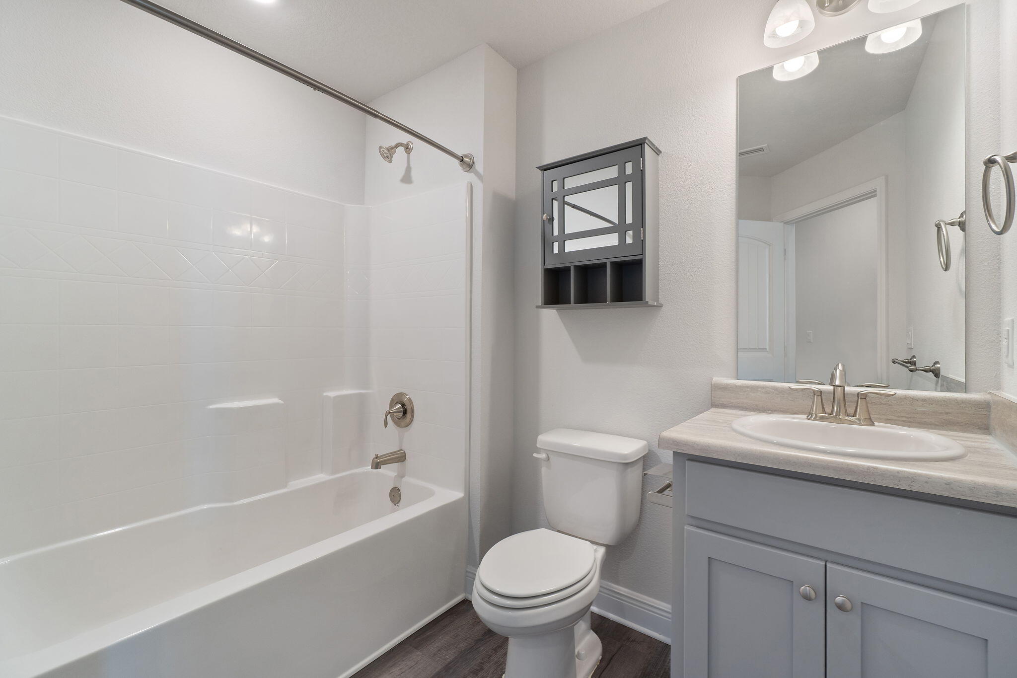 HAMILTON CROSSING - Residential