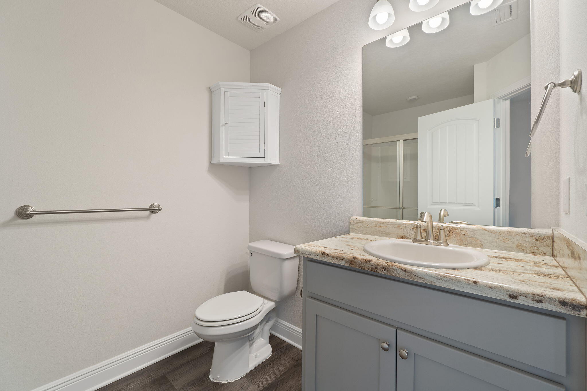 HAMILTON CROSSING - Residential