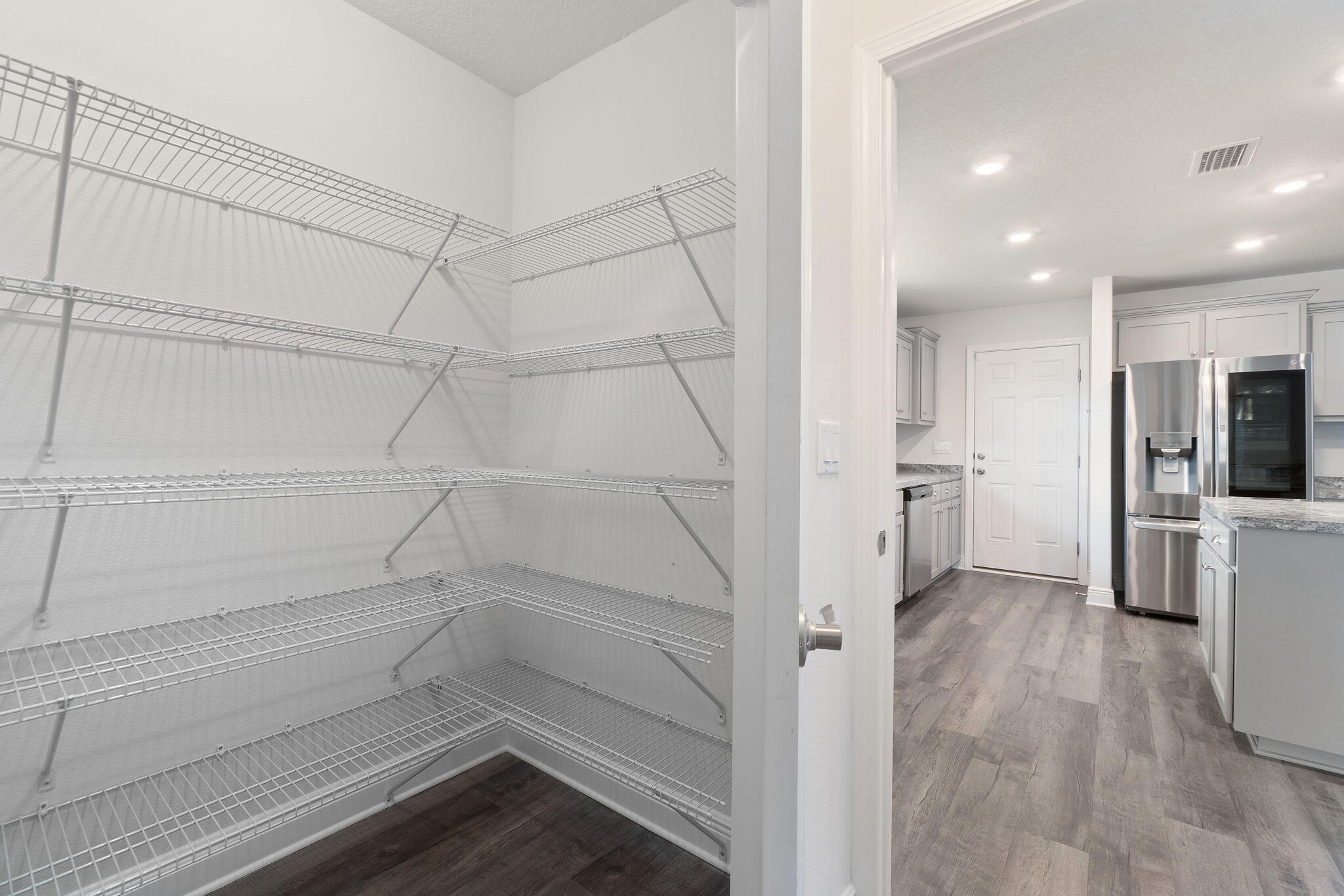 HAMILTON CROSSING - Residential
