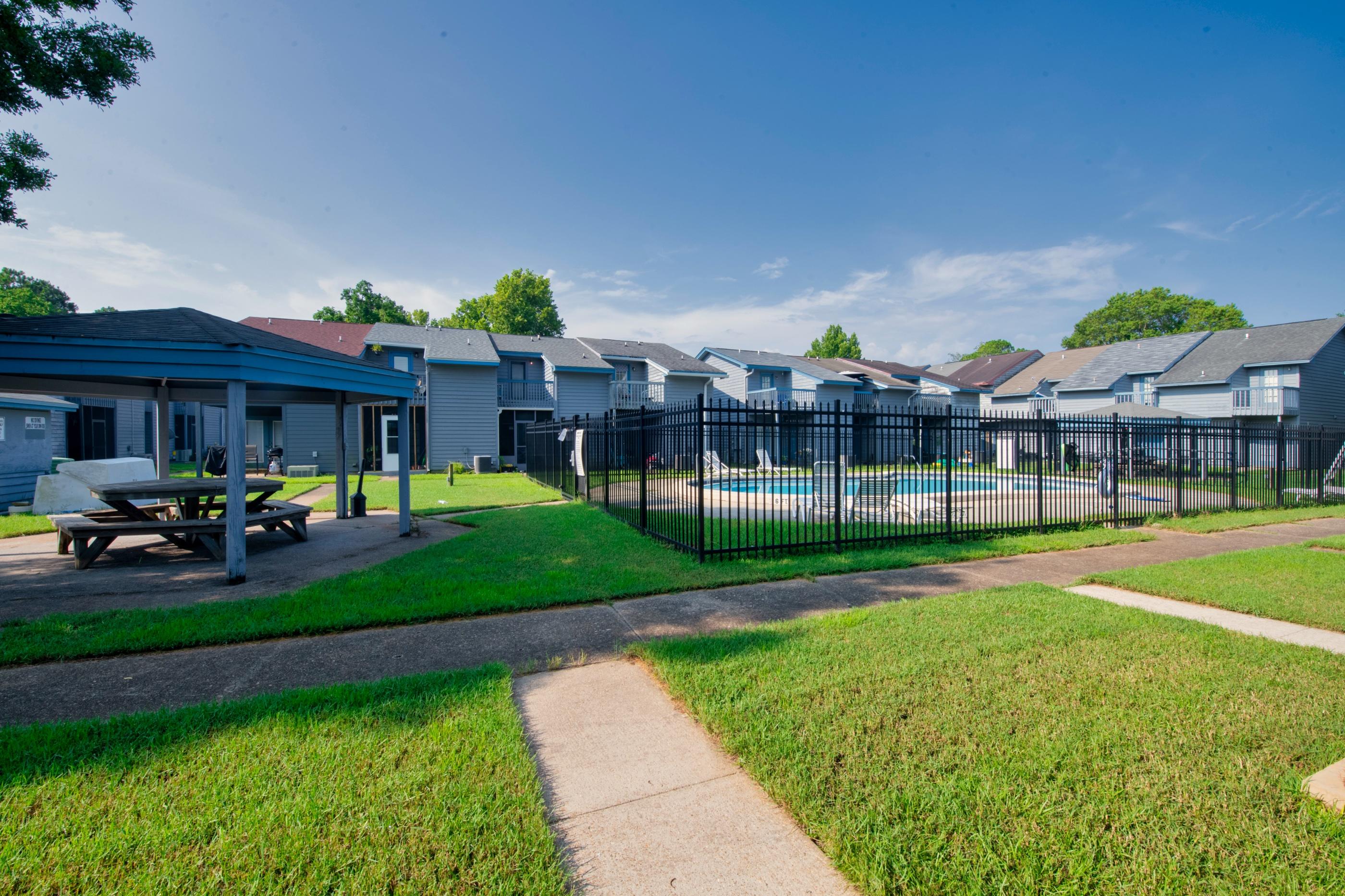 BROWNSVILLE STATION 3 - Residential