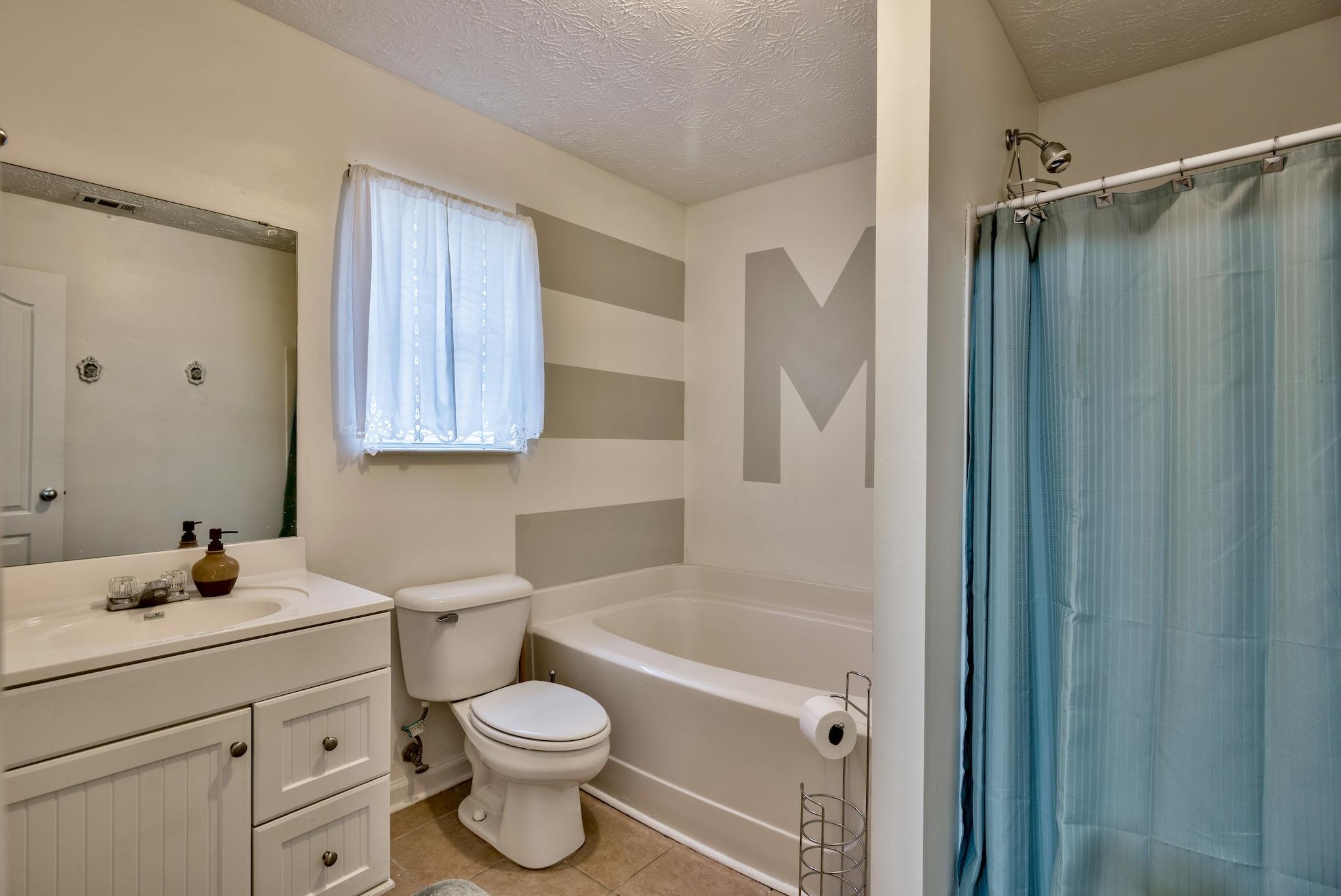 BRANDON OAKS - Residential