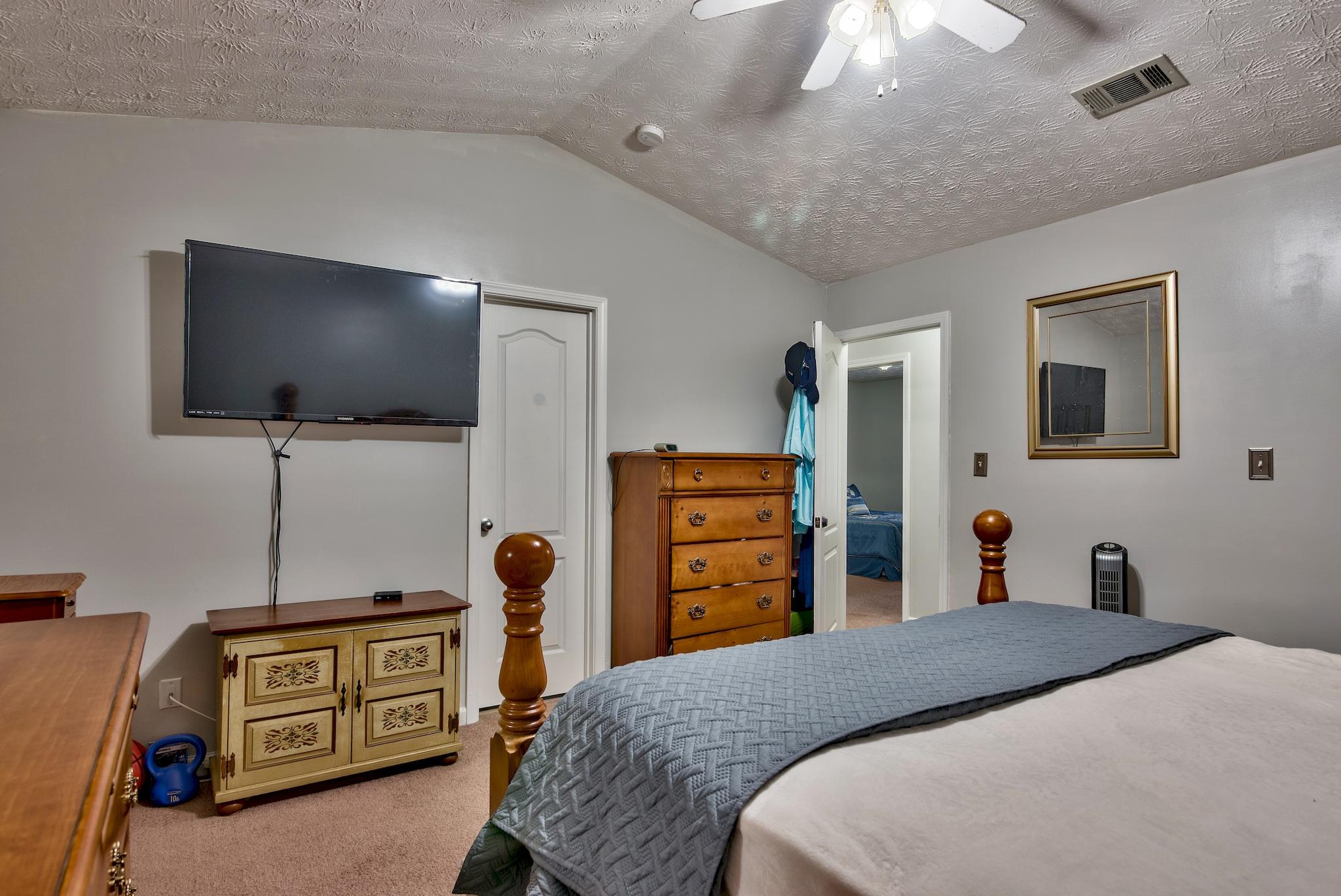 BRANDON OAKS - Residential