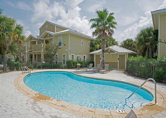 TOPSAIL VILLAGE - Residential