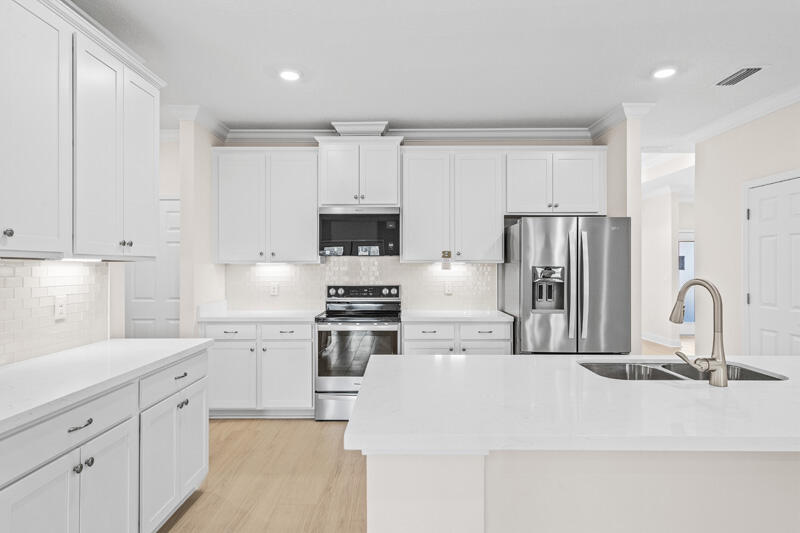 WINDSWEPT ESTATES - Residential