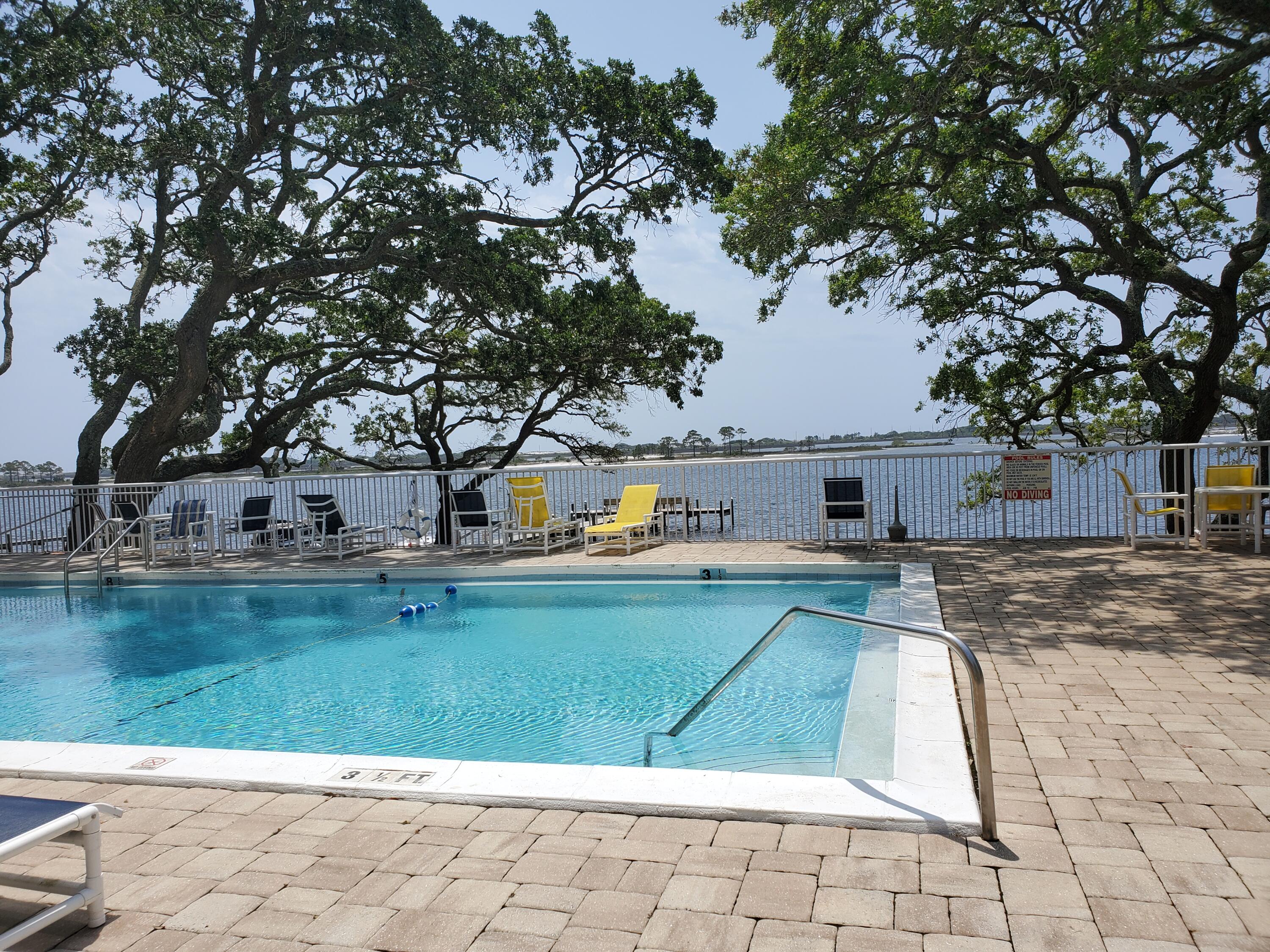 CEDARS CONDO - Residential