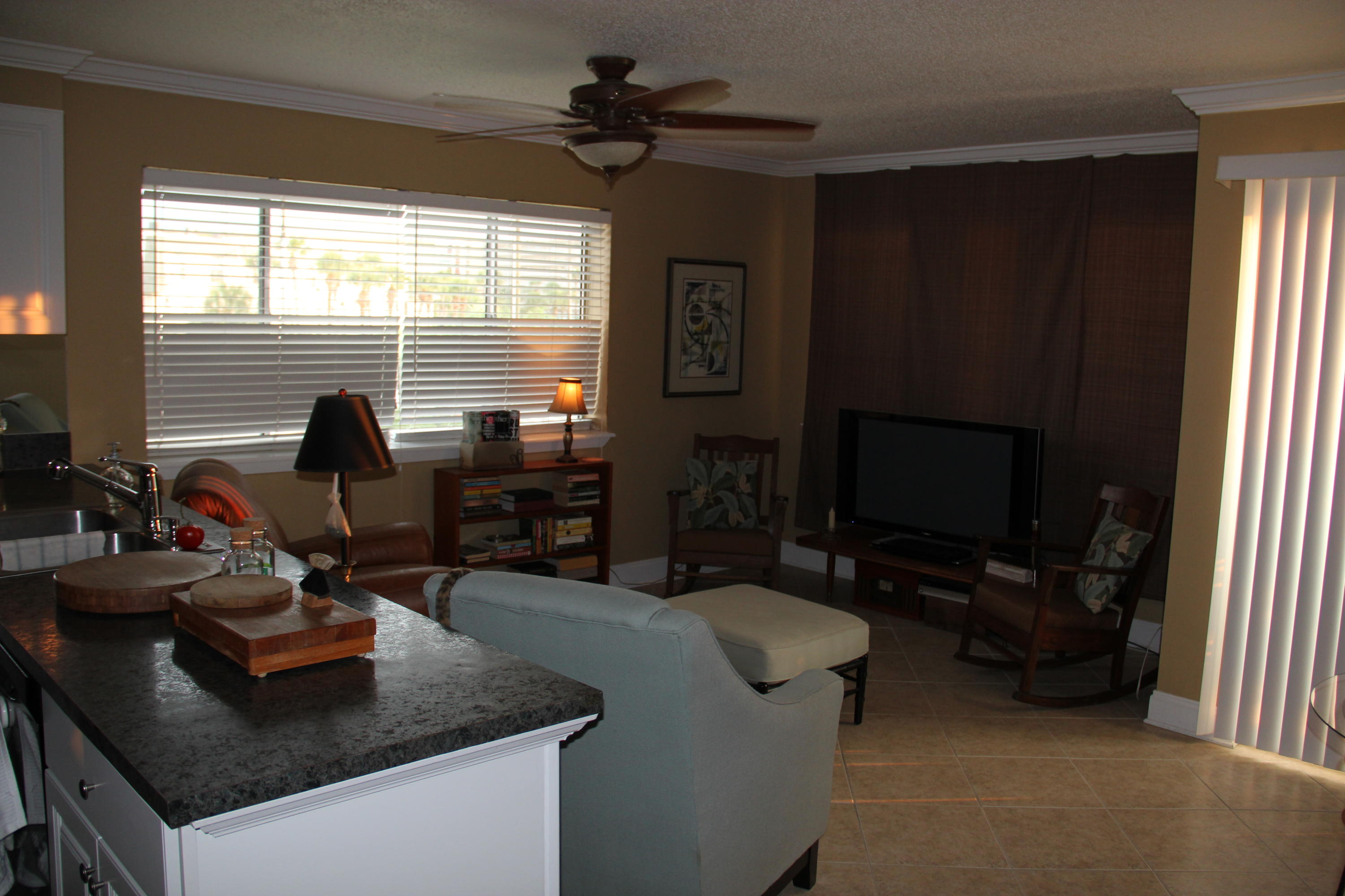 ISLAND HOME CONDO - Residential