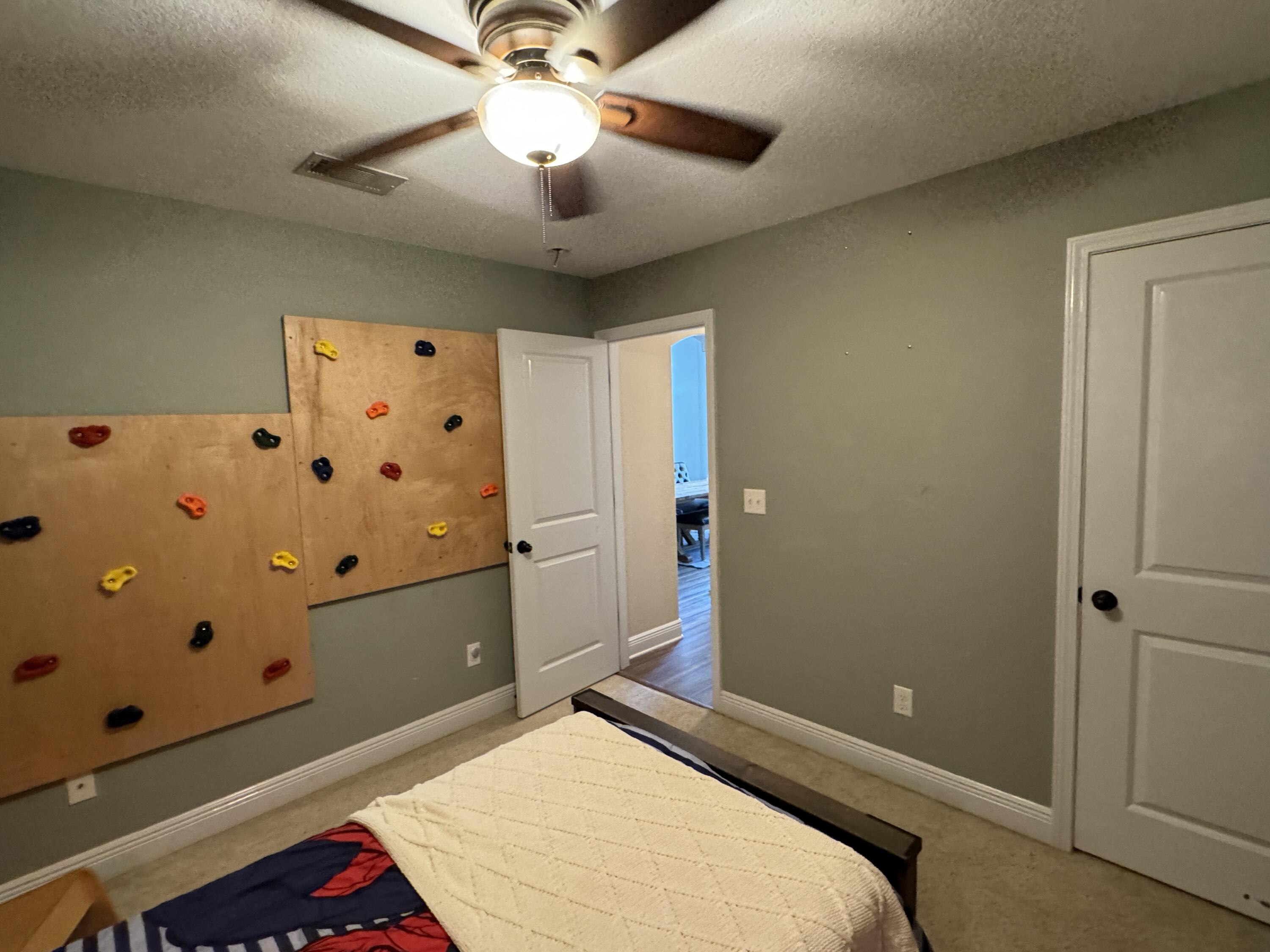 FOX VALLEY - Residential Lease