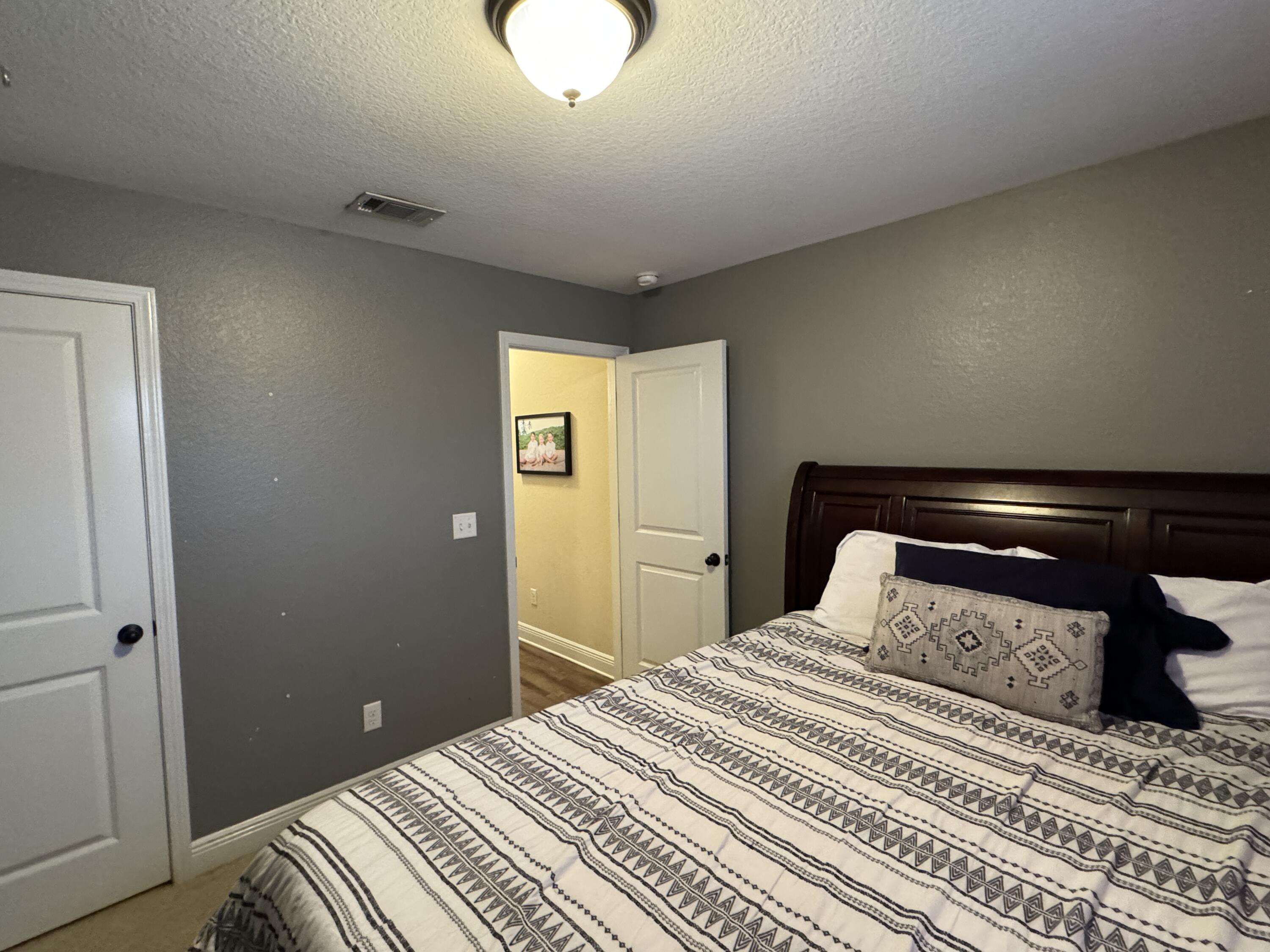 FOX VALLEY - Residential Lease